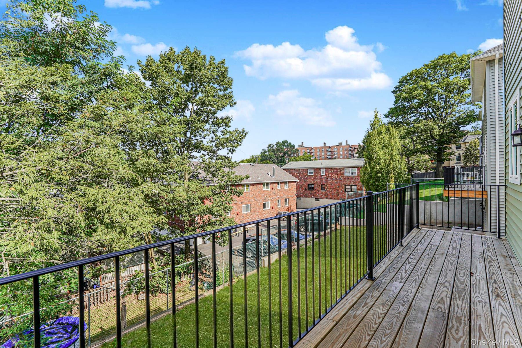 Single Family Glenwood  Staten Island, NY 10301, MLS-911206-30