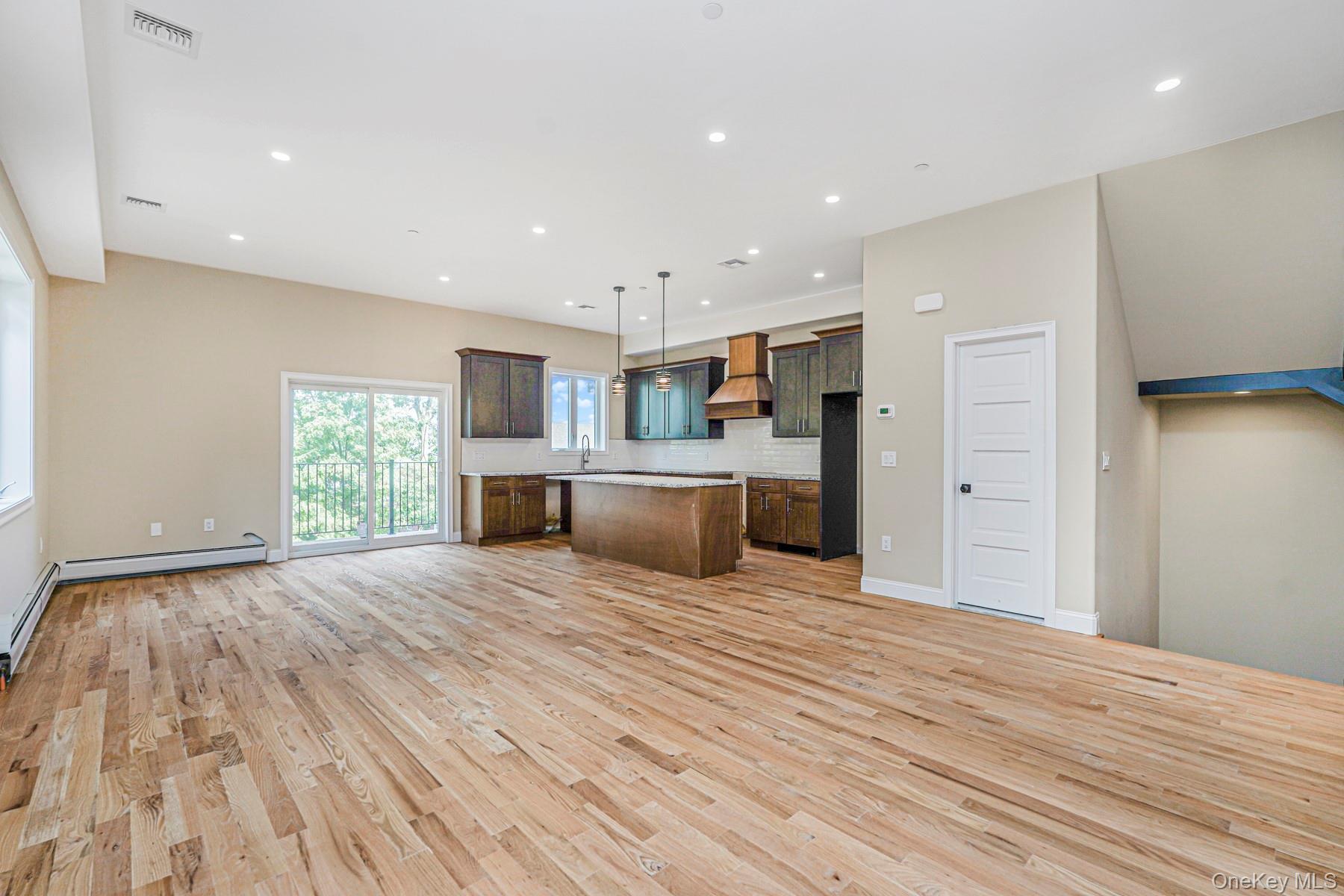 Single Family Glenwood Staten Island, NY 10301, MLS-911206-4