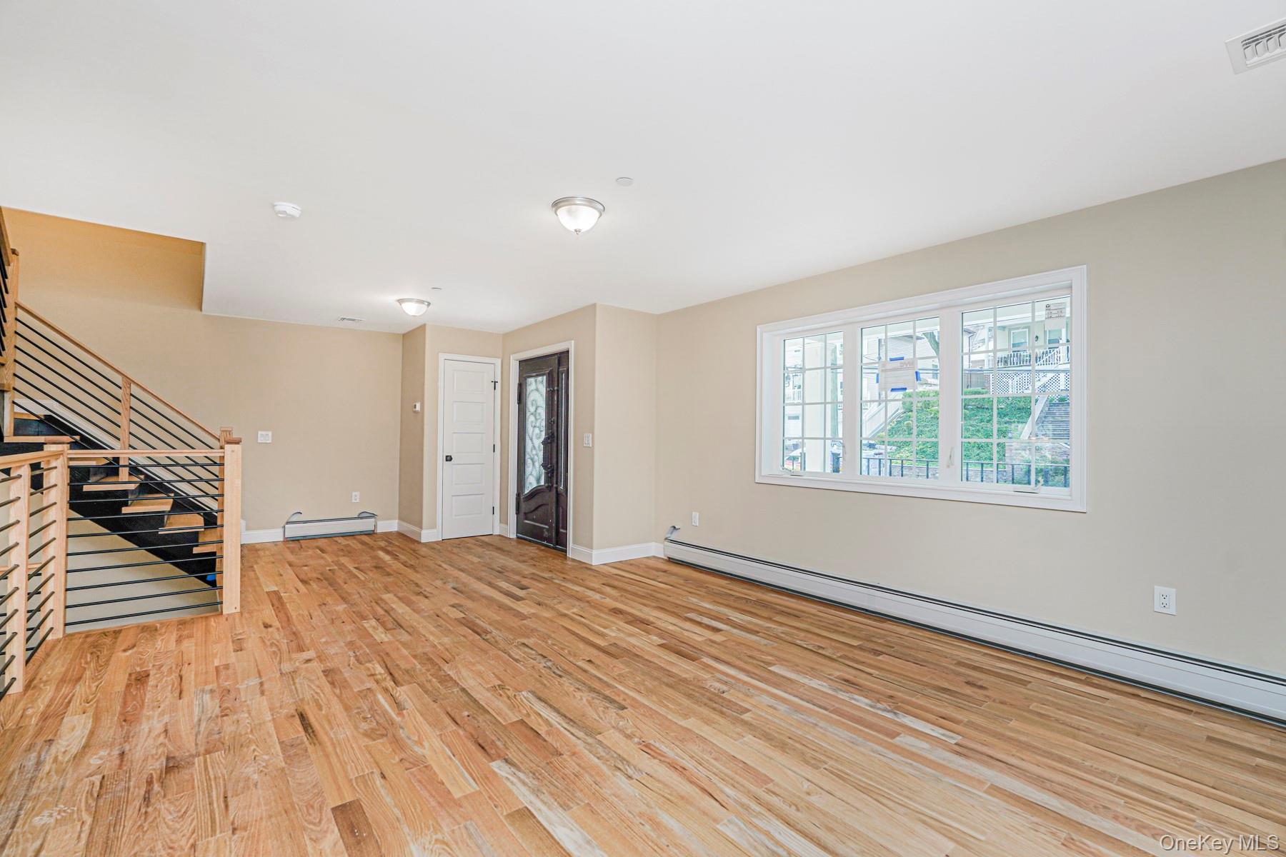 Single Family Glenwood Staten Island, NY 10301, MLS-911206-9