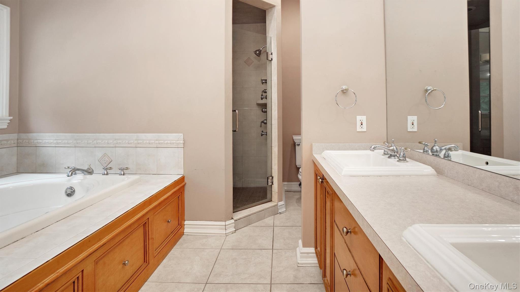 Single Family Canal Suffolk County, NY 11766, MLS-911223-27