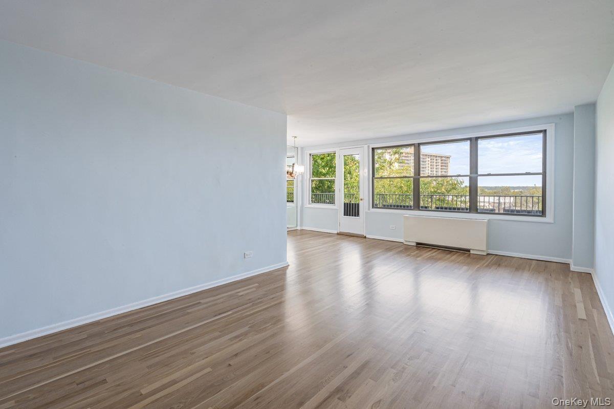 Coop Bell  Queens, NY 11360, MLS-911246-10