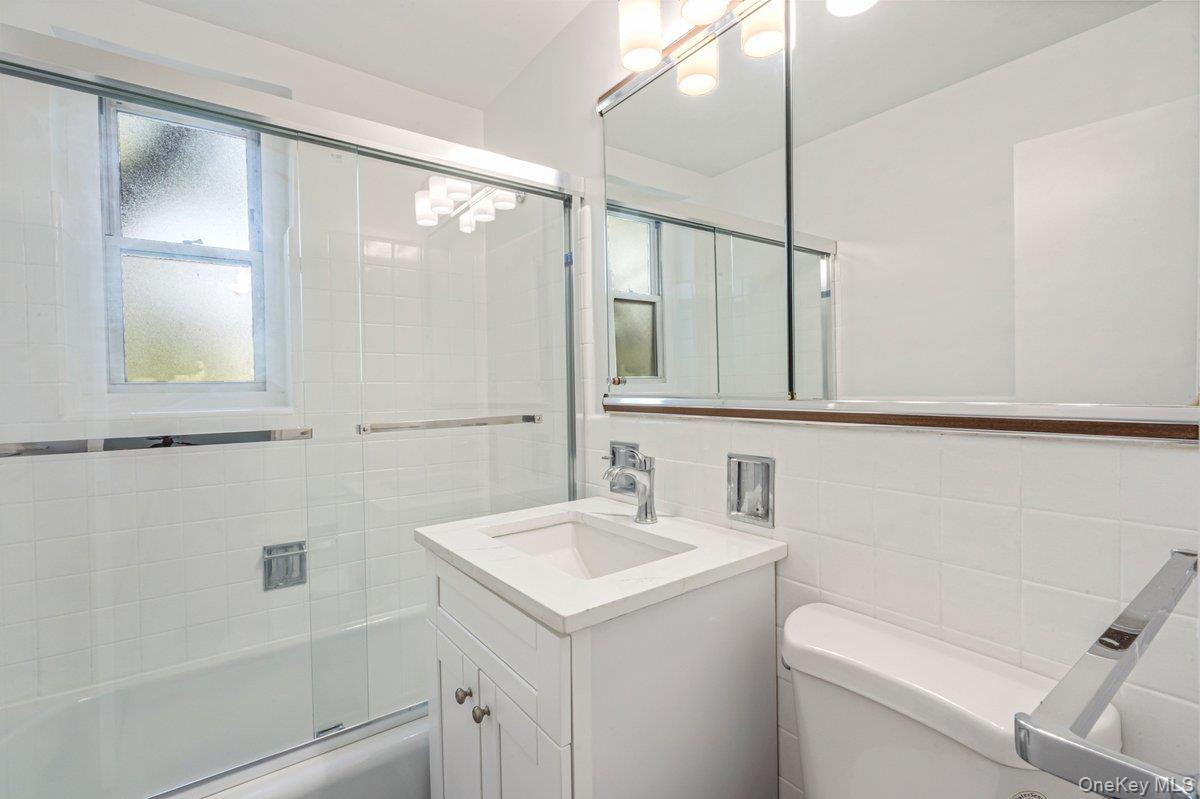 Coop Bell  Queens, NY 11360, MLS-911246-25