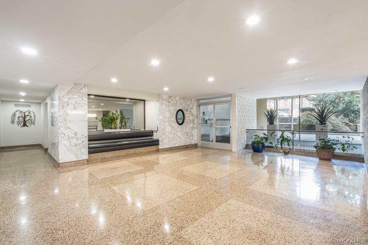 Coop Bell  Queens, NY 11360, MLS-911246-4