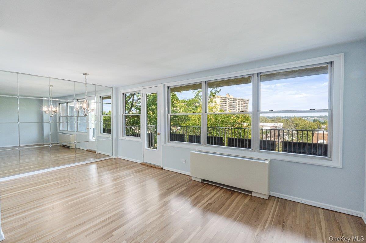 Coop Bell  Queens, NY 11360, MLS-911246-6