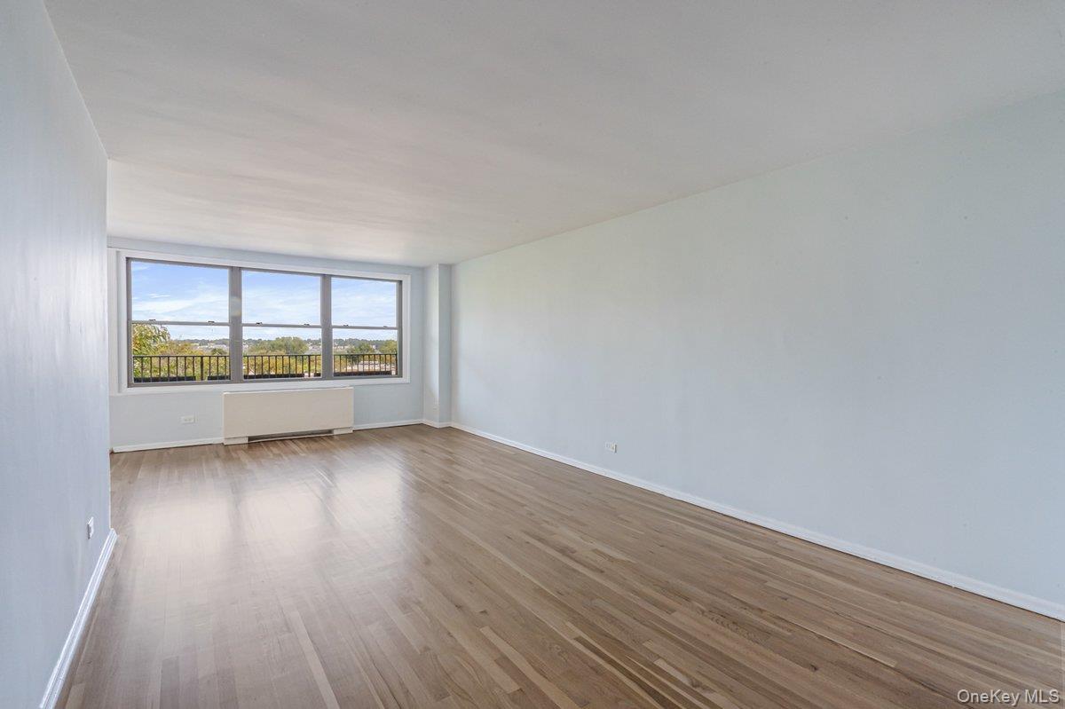 Coop Bell  Queens, NY 11360, MLS-911246-9