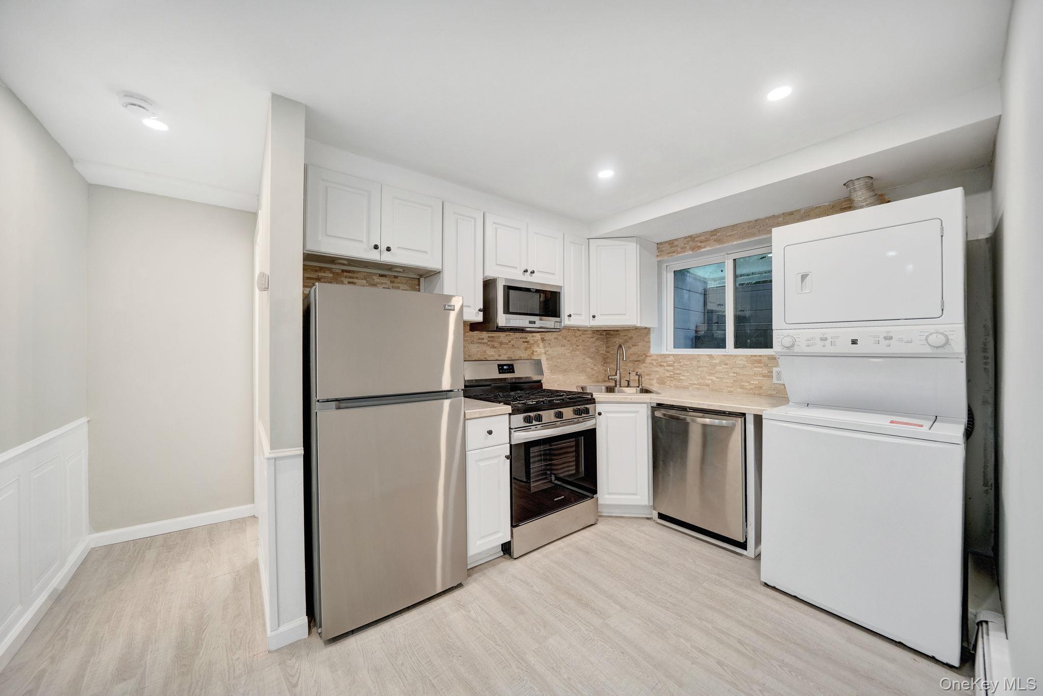 Single Family Bread And Cheese Hollow Road  Suffolk County, NY 11768, MLS-911266-16