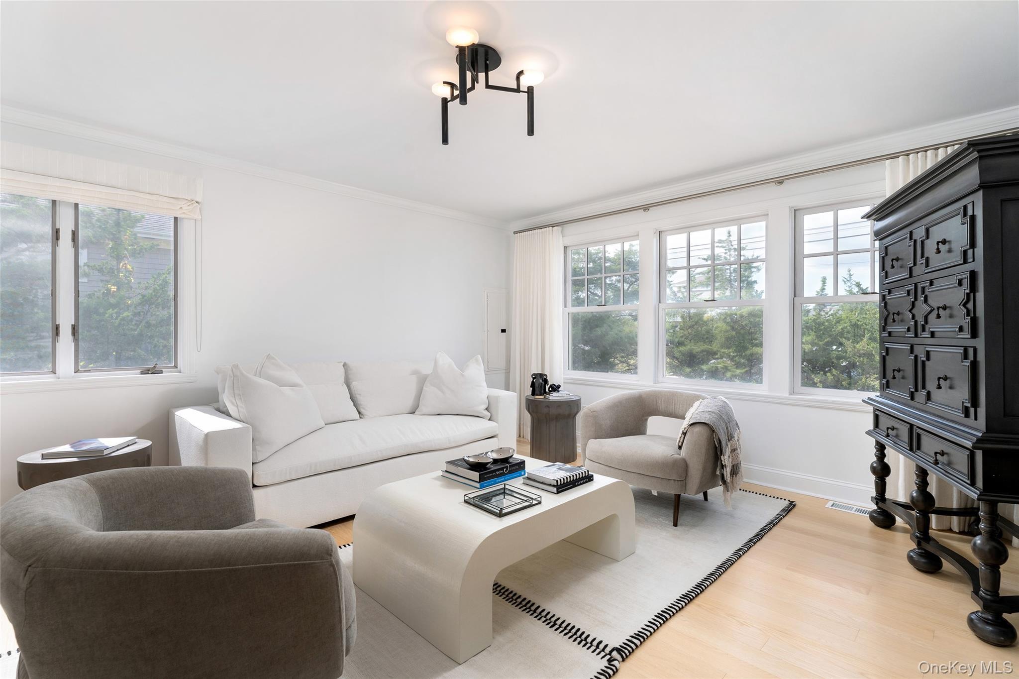 Single Family Landsend Suffolk County, NY 11968, MLS-911271-16