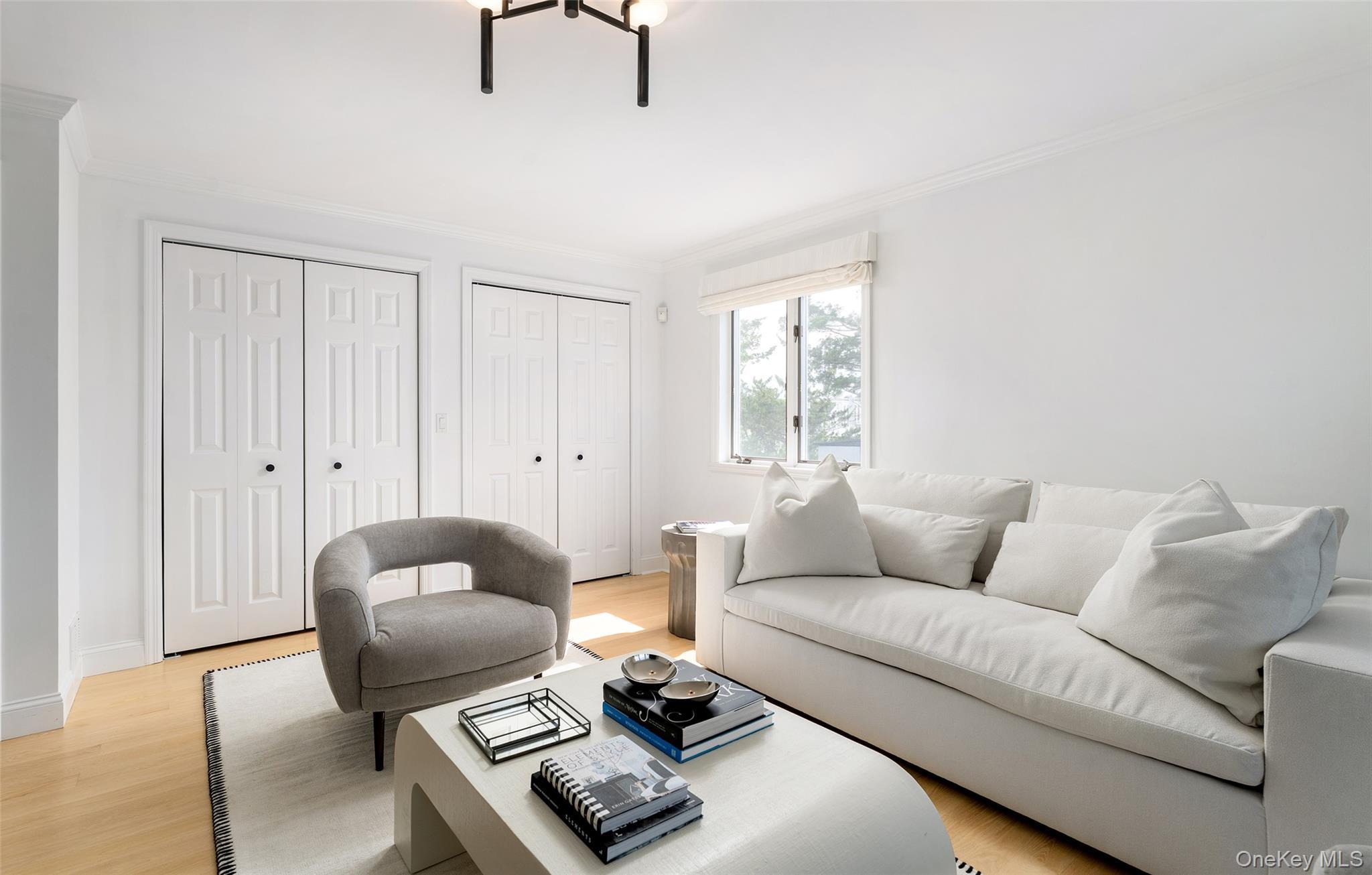 Single Family Landsend Suffolk County, NY 11968, MLS-911271-17