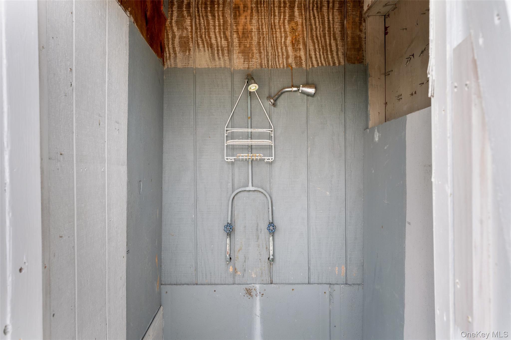 Single Family Landsend Suffolk County, NY 11968, MLS-911271-32