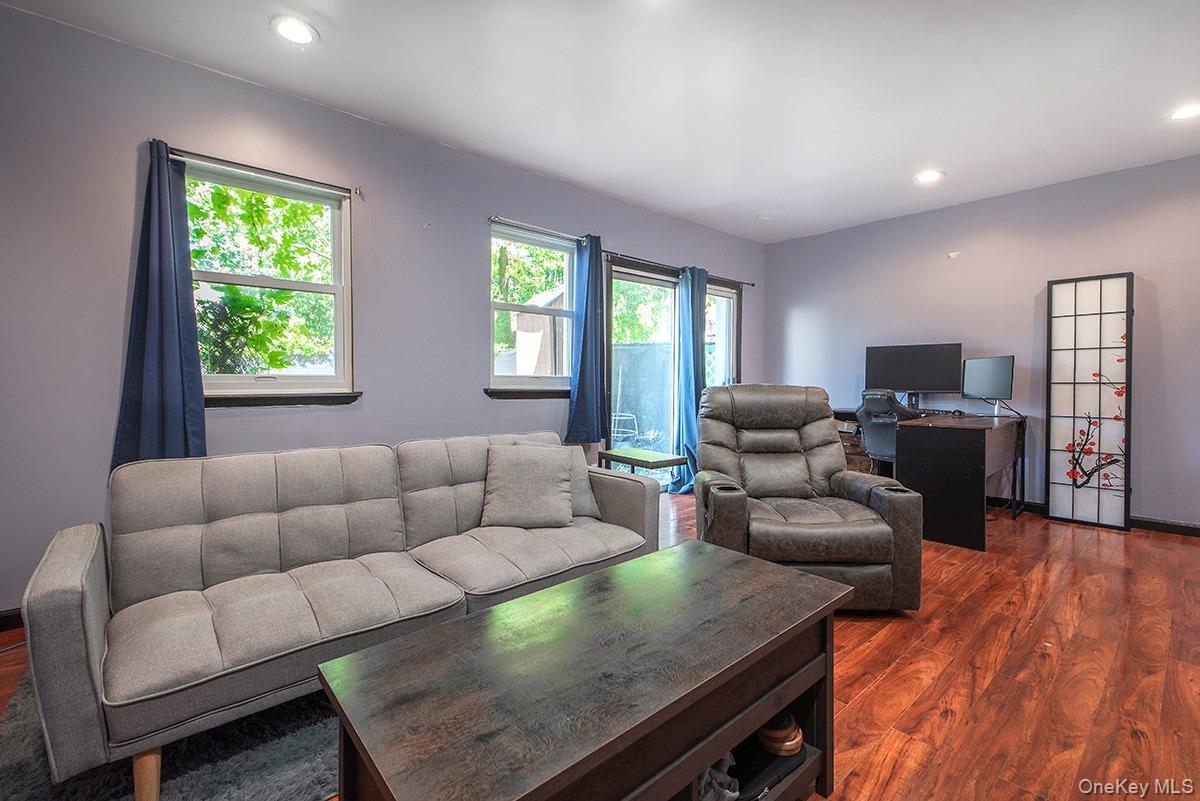 Single Family Prospect  Bronx, NY 10457, MLS-911299-5