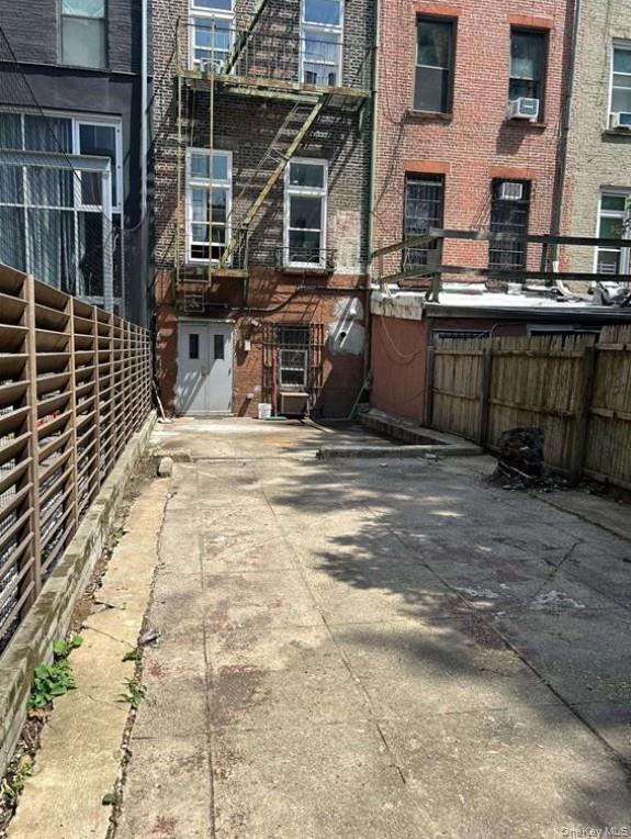 Commercial Lease 116th  Manhattan, NY 10029, MLS-911331-11