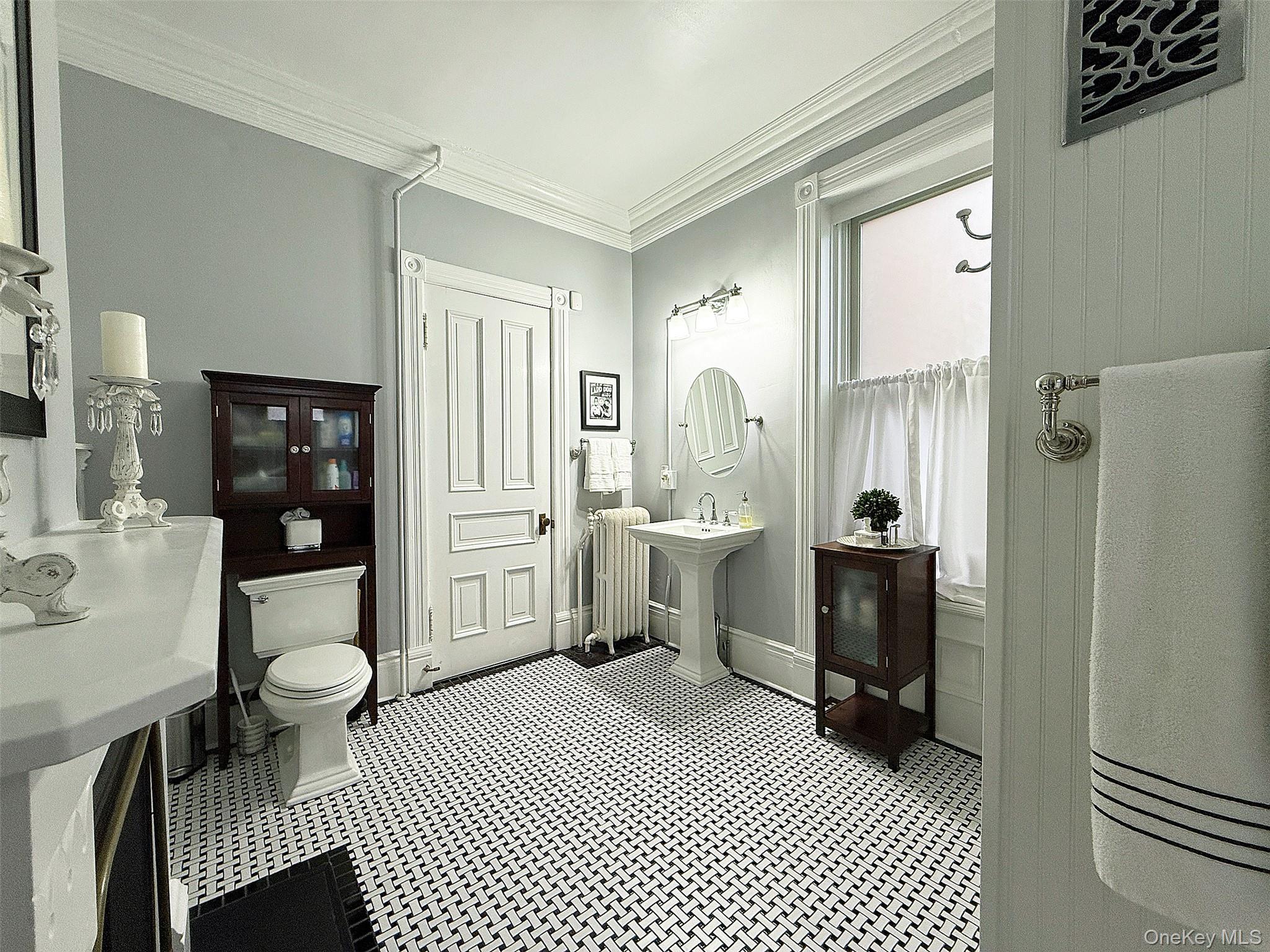 Single Family Grand Orange County, NY 12550, MLS-911340-23