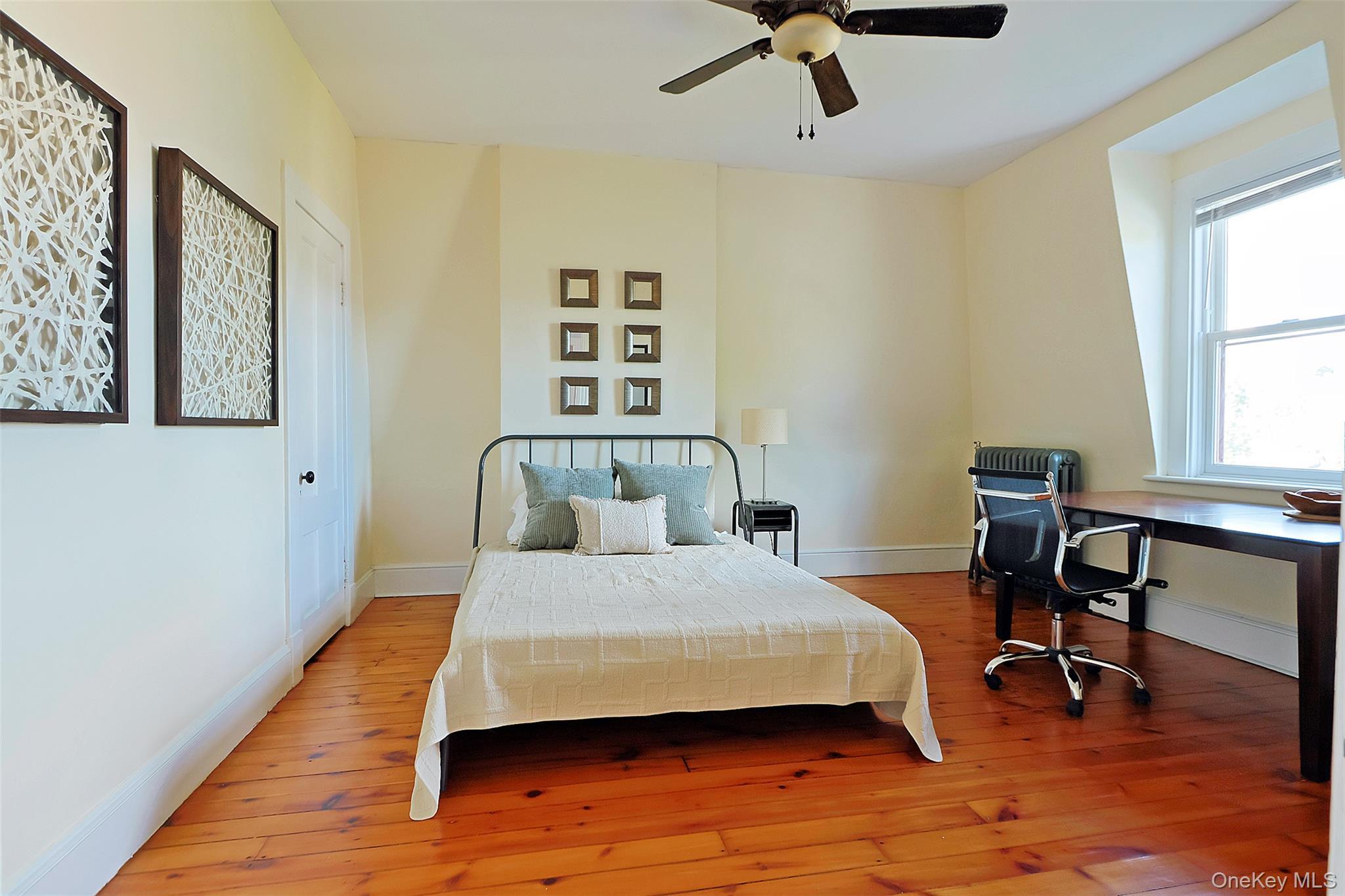 Single Family Grand Orange County, NY 12550, MLS-911340-44