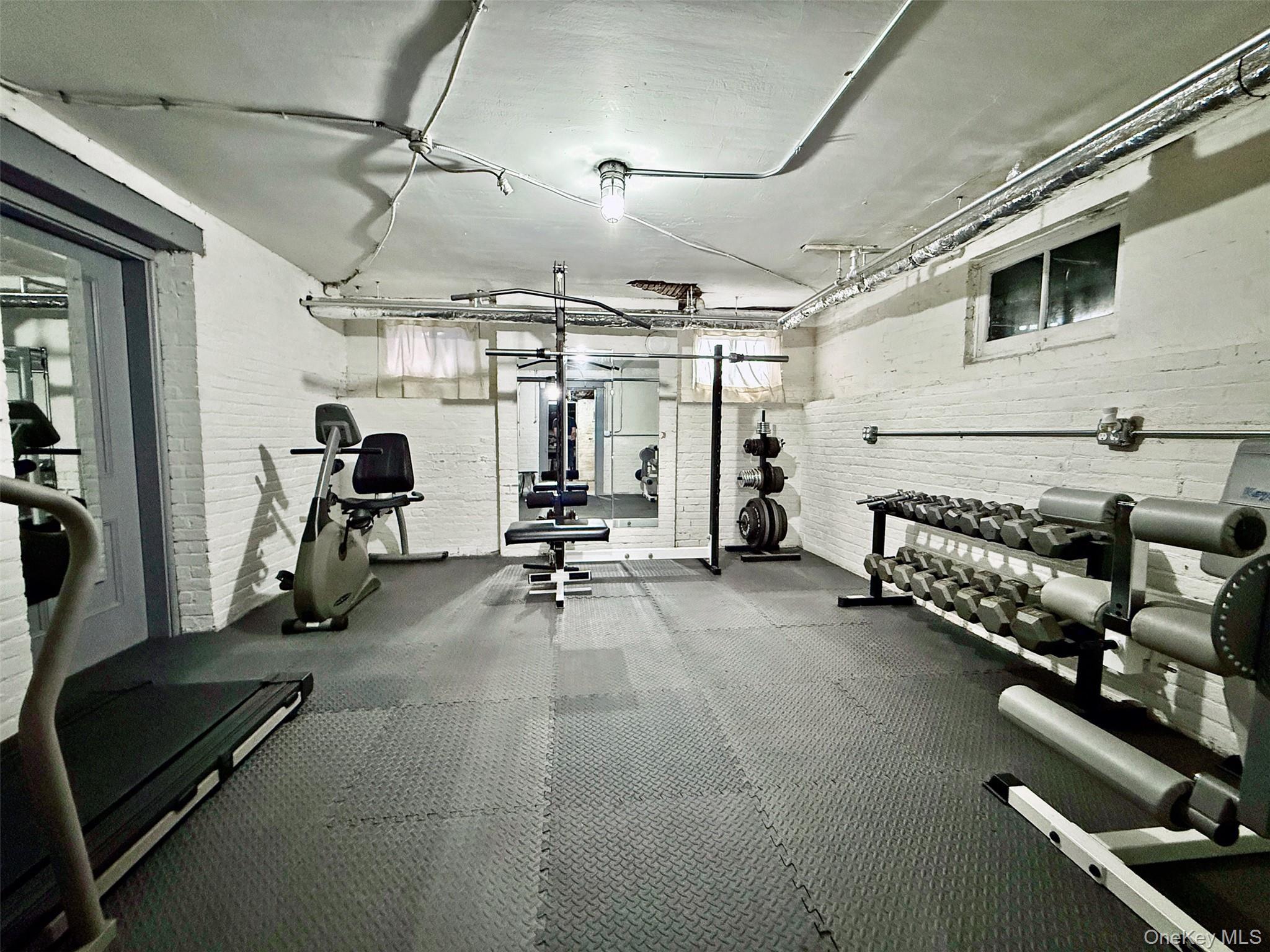 Single Family Grand Orange County, NY 12550, MLS-911340-49