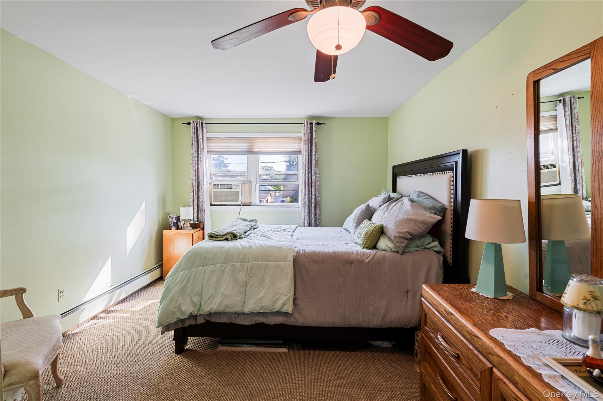 Single Family 4th  Suffolk County, NY 11757, MLS-911358-10