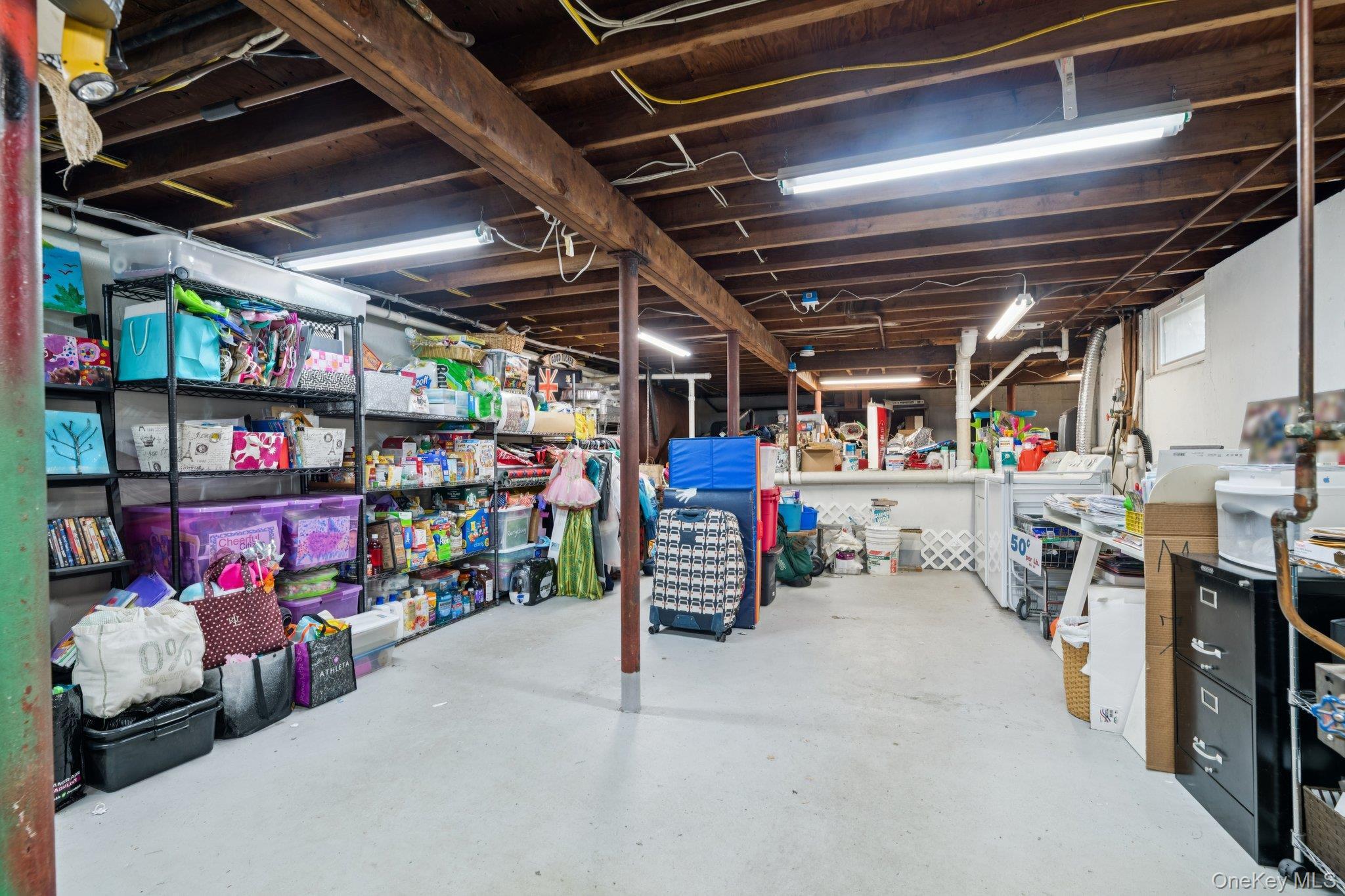 Single Family Berry Suffolk County, NY 11757, MLS-911386-15