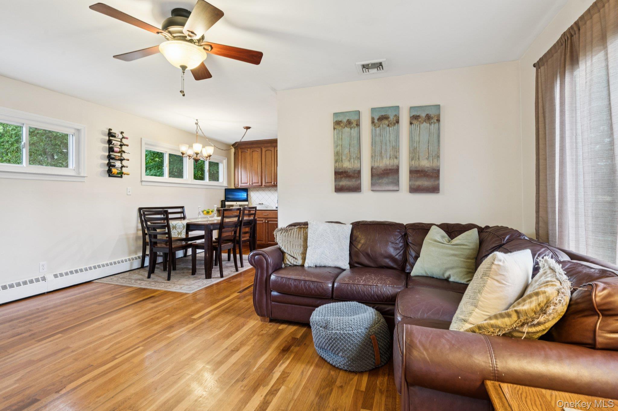 Single Family Berry Suffolk County, NY 11757, MLS-911386-4