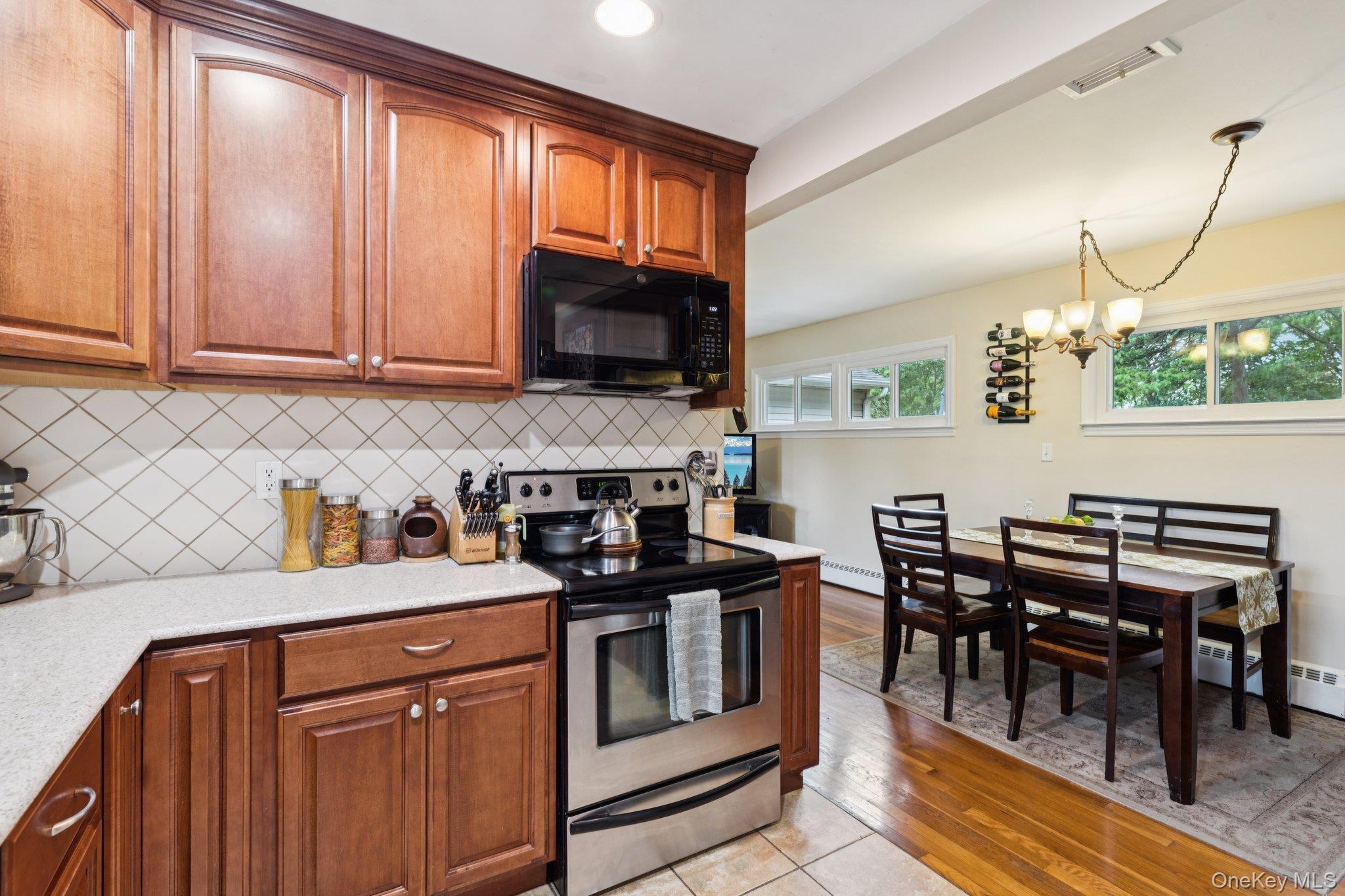 Single Family Berry Suffolk County, NY 11757, MLS-911386-5