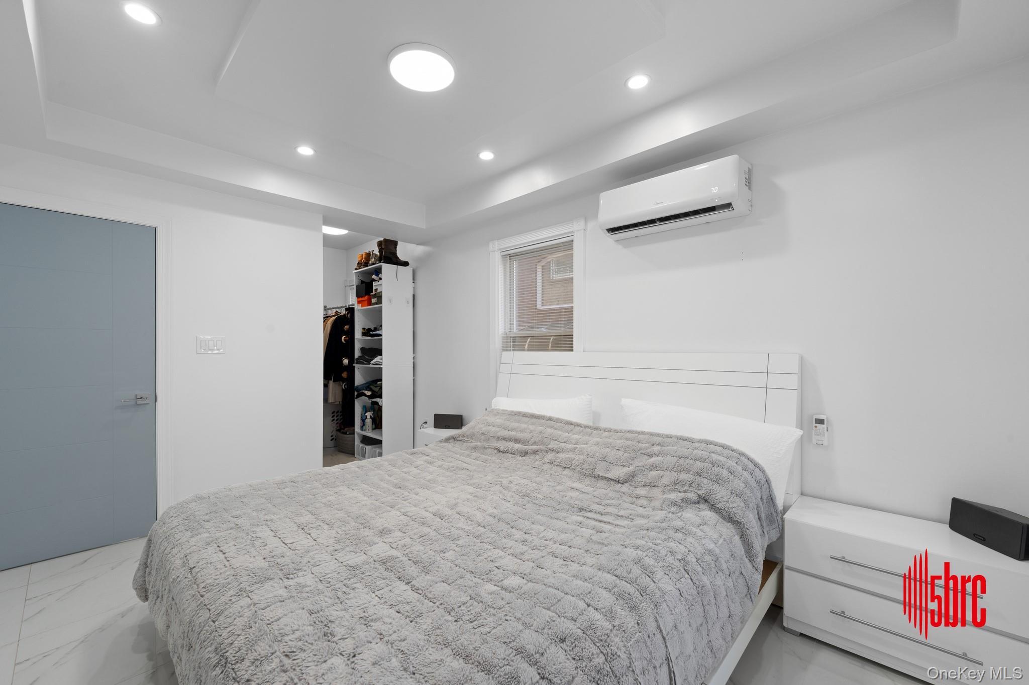 Single Family 28th Brooklyn, NY 11210, MLS-911405-24