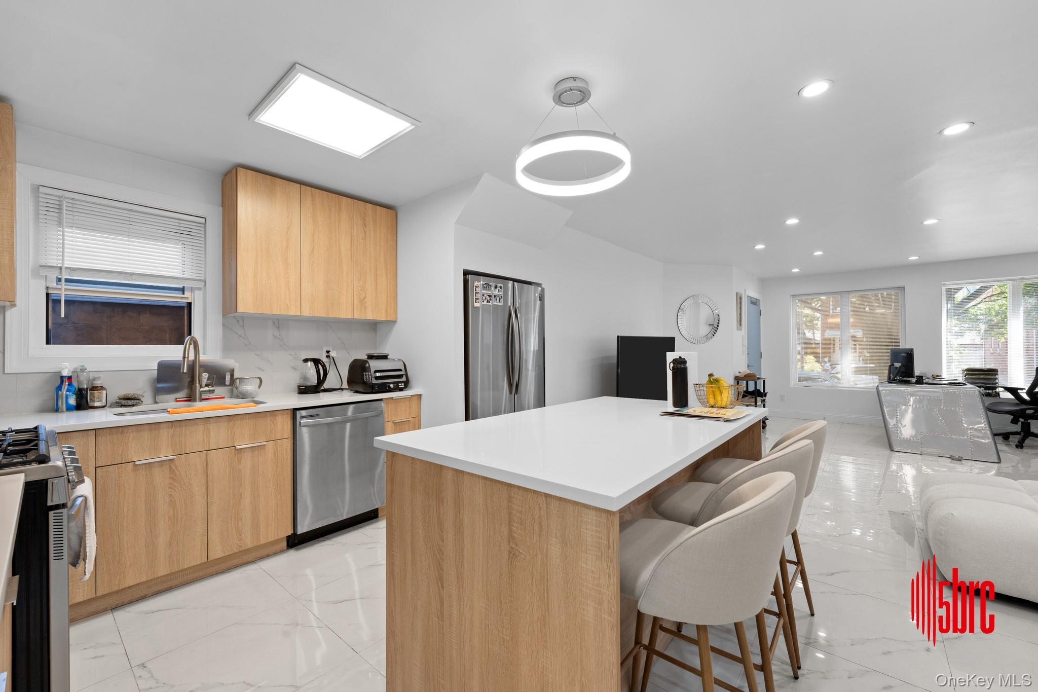 Single Family 28th Brooklyn, NY 11210, MLS-911405-27