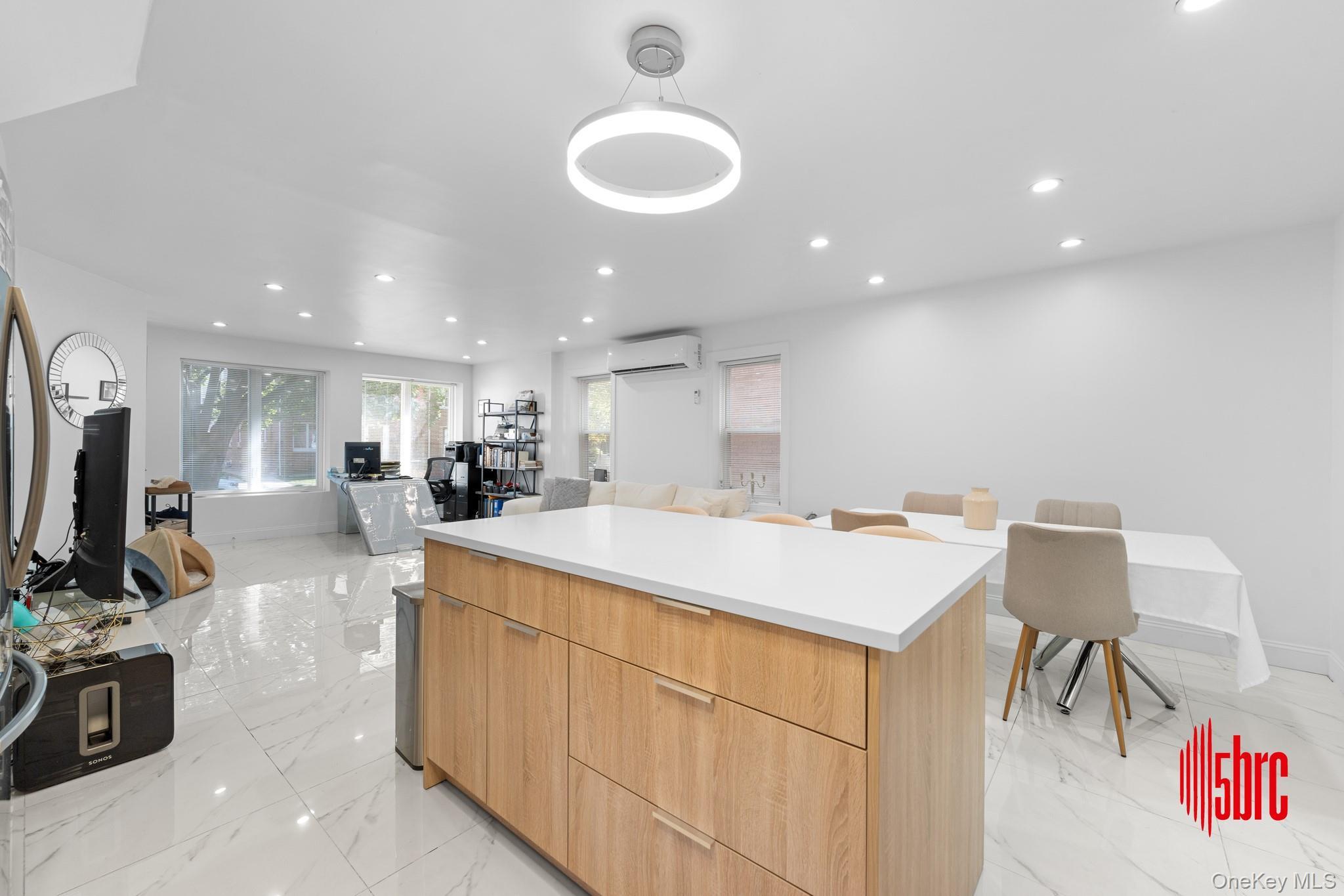 Single Family 28th Brooklyn, NY 11210, MLS-911405-30