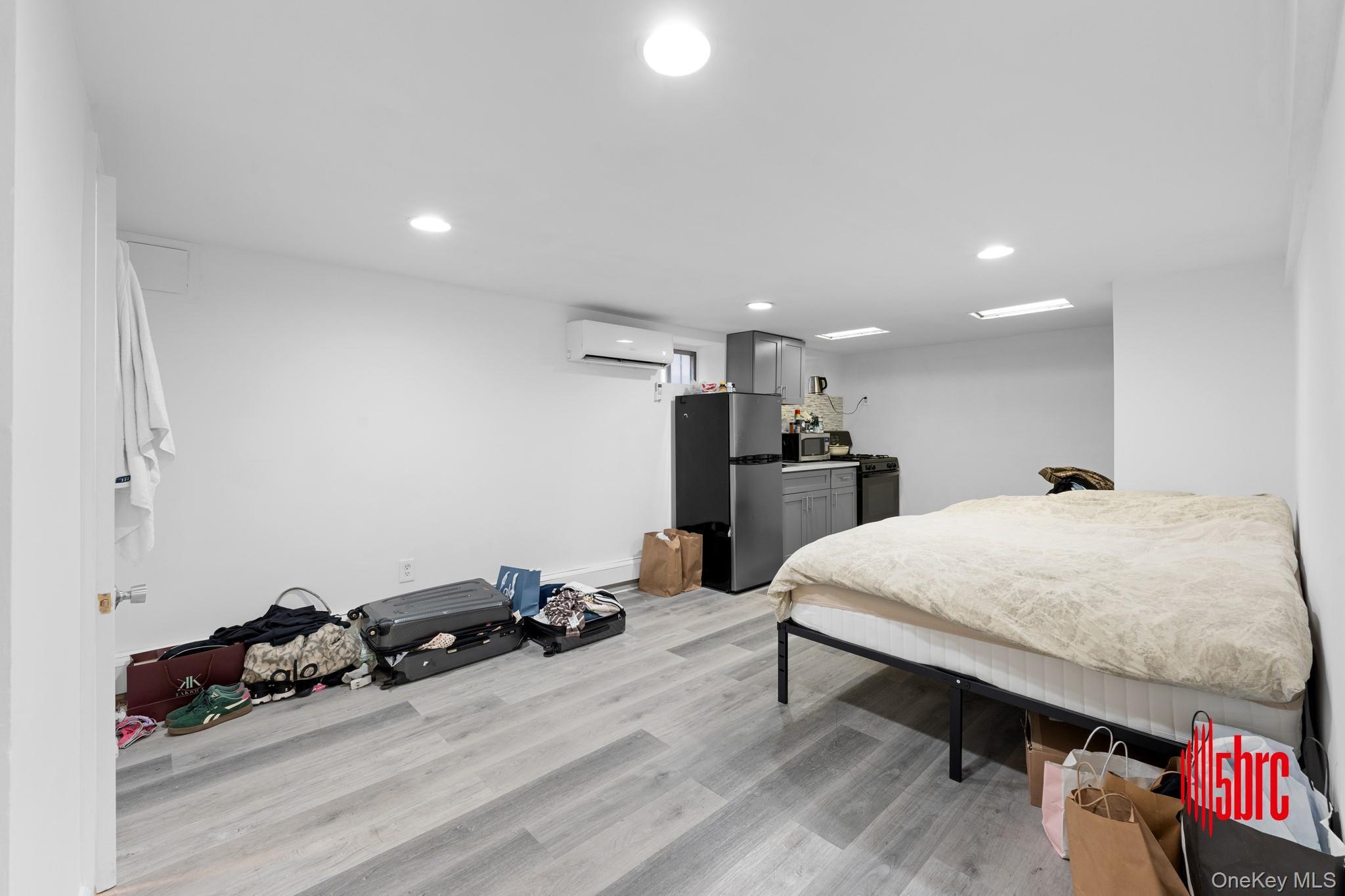 Single Family 28th Brooklyn, NY 11210, MLS-911405-35