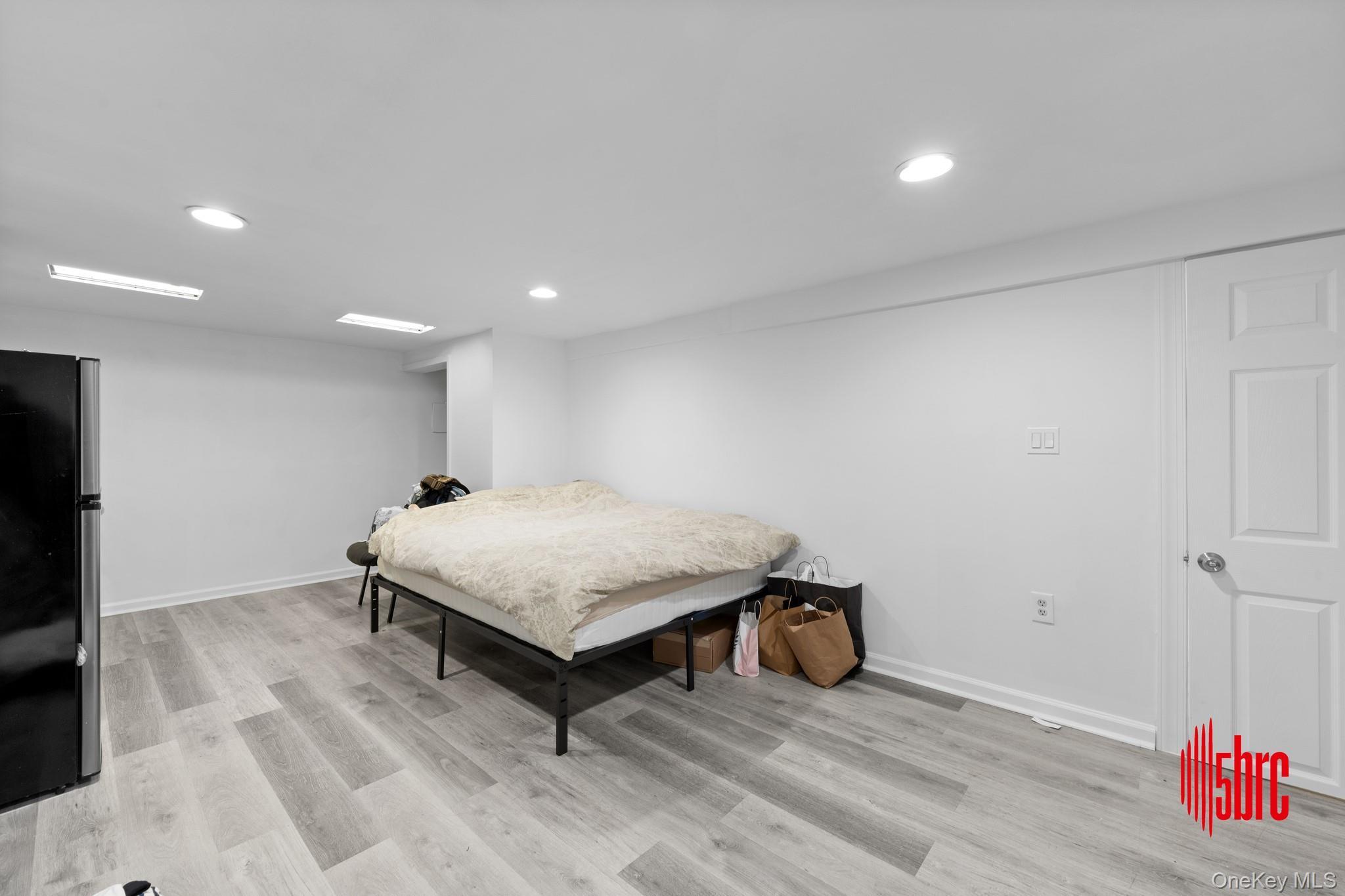 Single Family 28th Brooklyn, NY 11210, MLS-911405-36