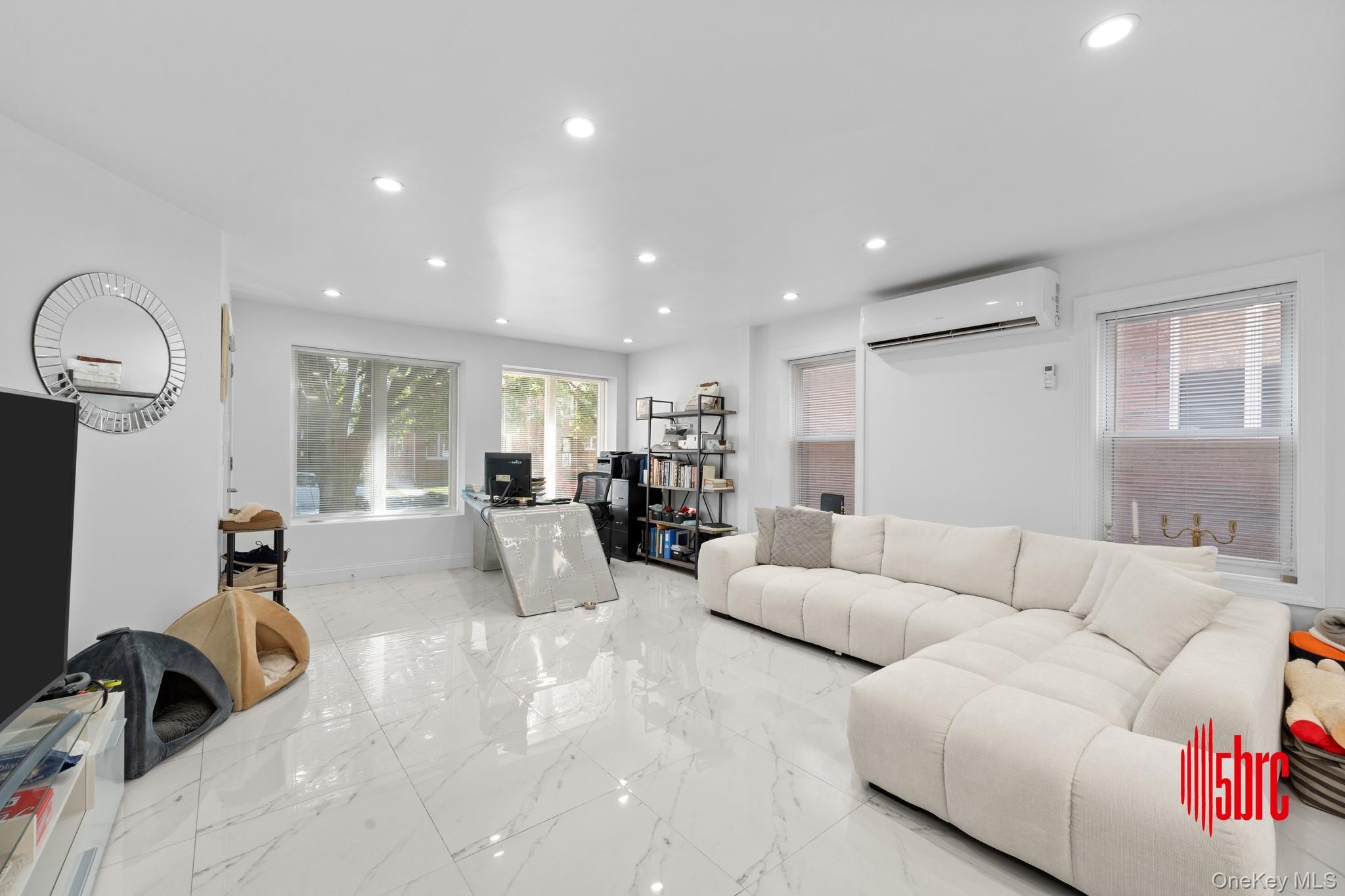 Single Family 28th Brooklyn, NY 11210, MLS-911405-7