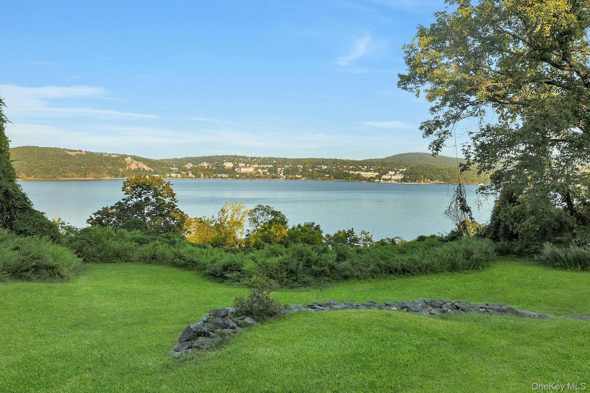 Single Family Ayers Rockland County, NY 10986, MLS-911432-3