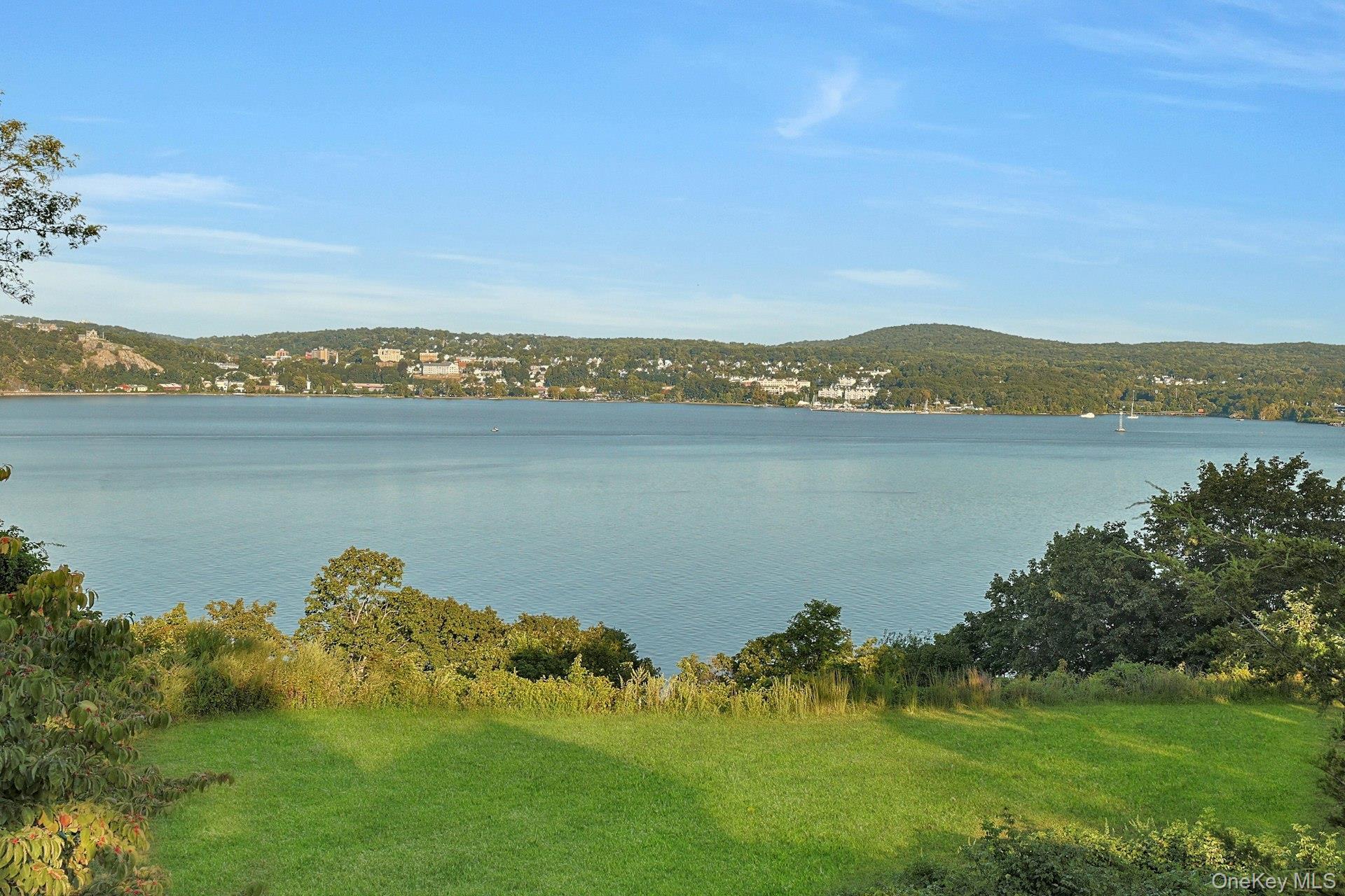 Single Family Ayers Rockland County, NY 10986, MLS-911432-38