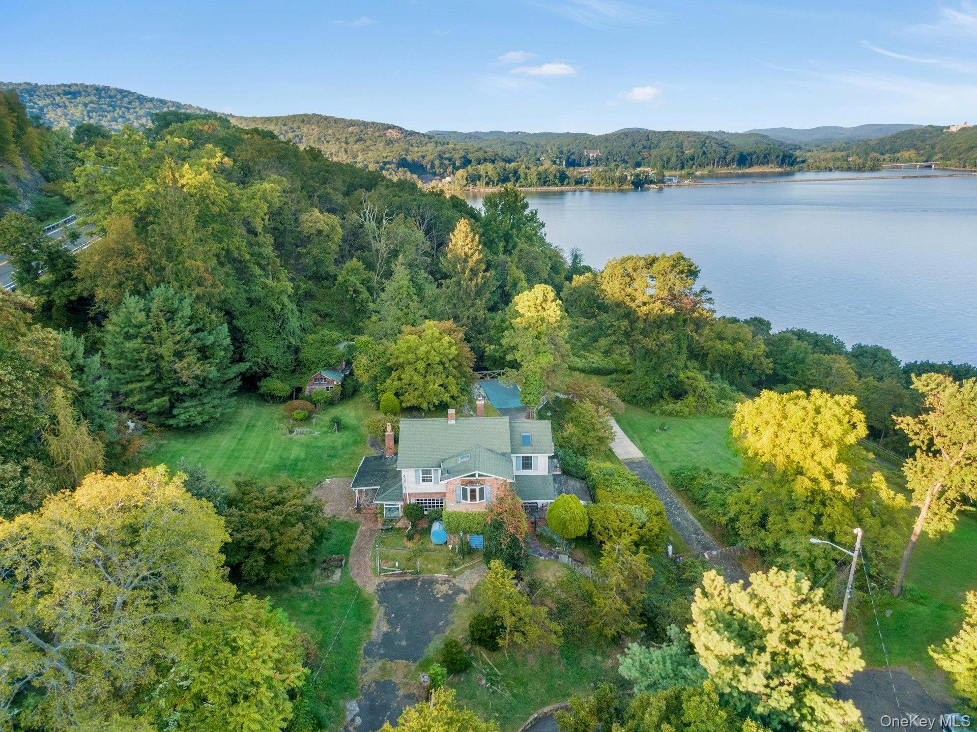 Single Family Ayers Rockland County, NY 10986, MLS-911432-39