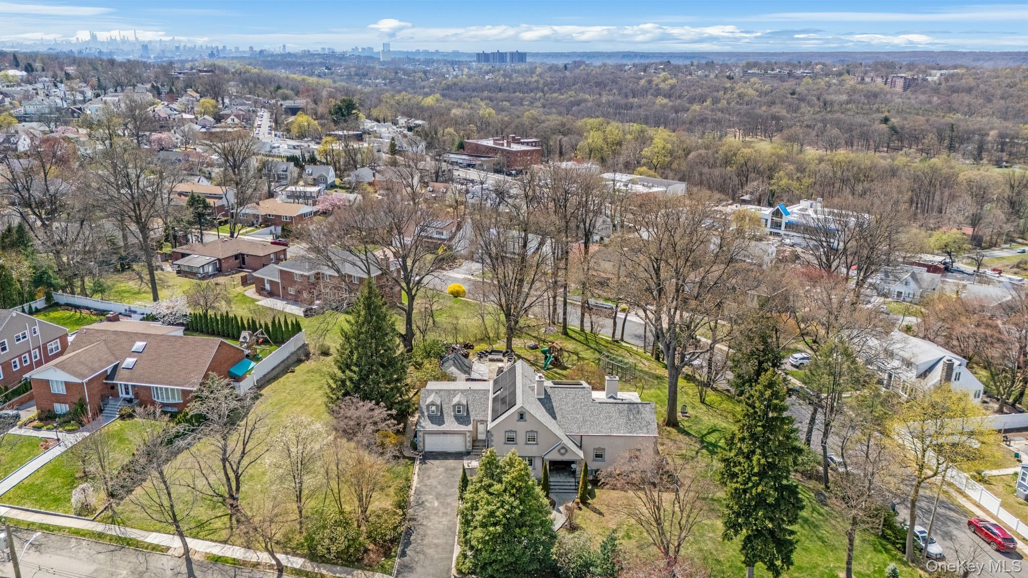 Single Family Dunwoodie  Westchester County, NY 10704, MLS-911468-2