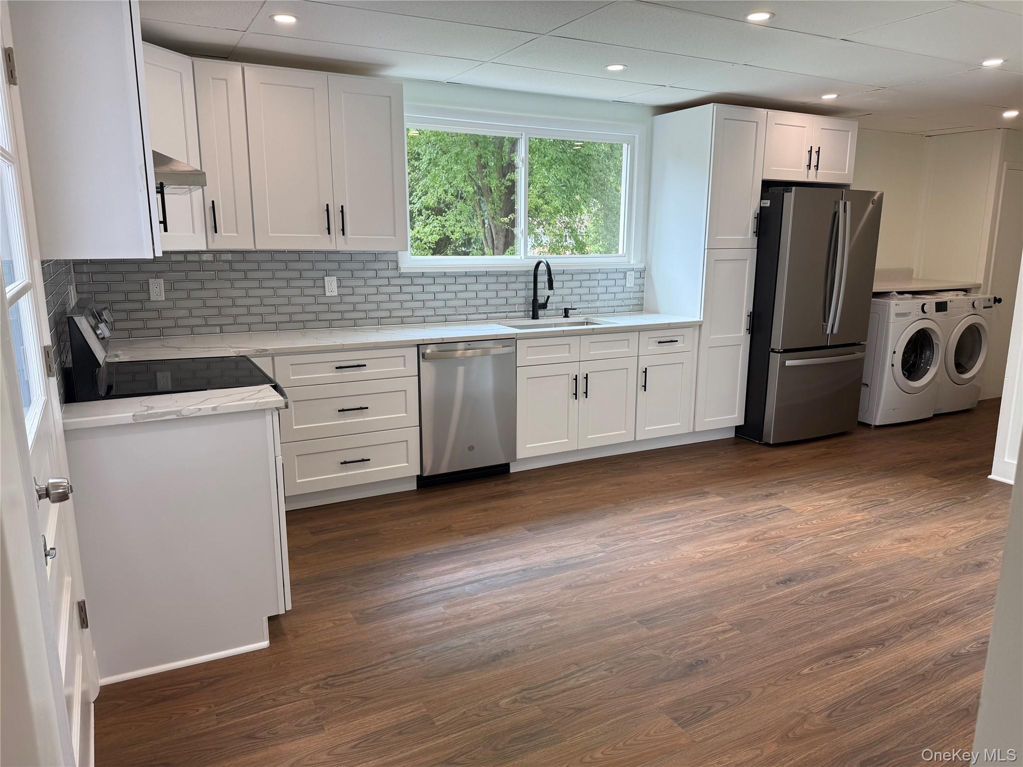 Single Family Shirley Dutchess County, NY 12524, MLS-911479-13