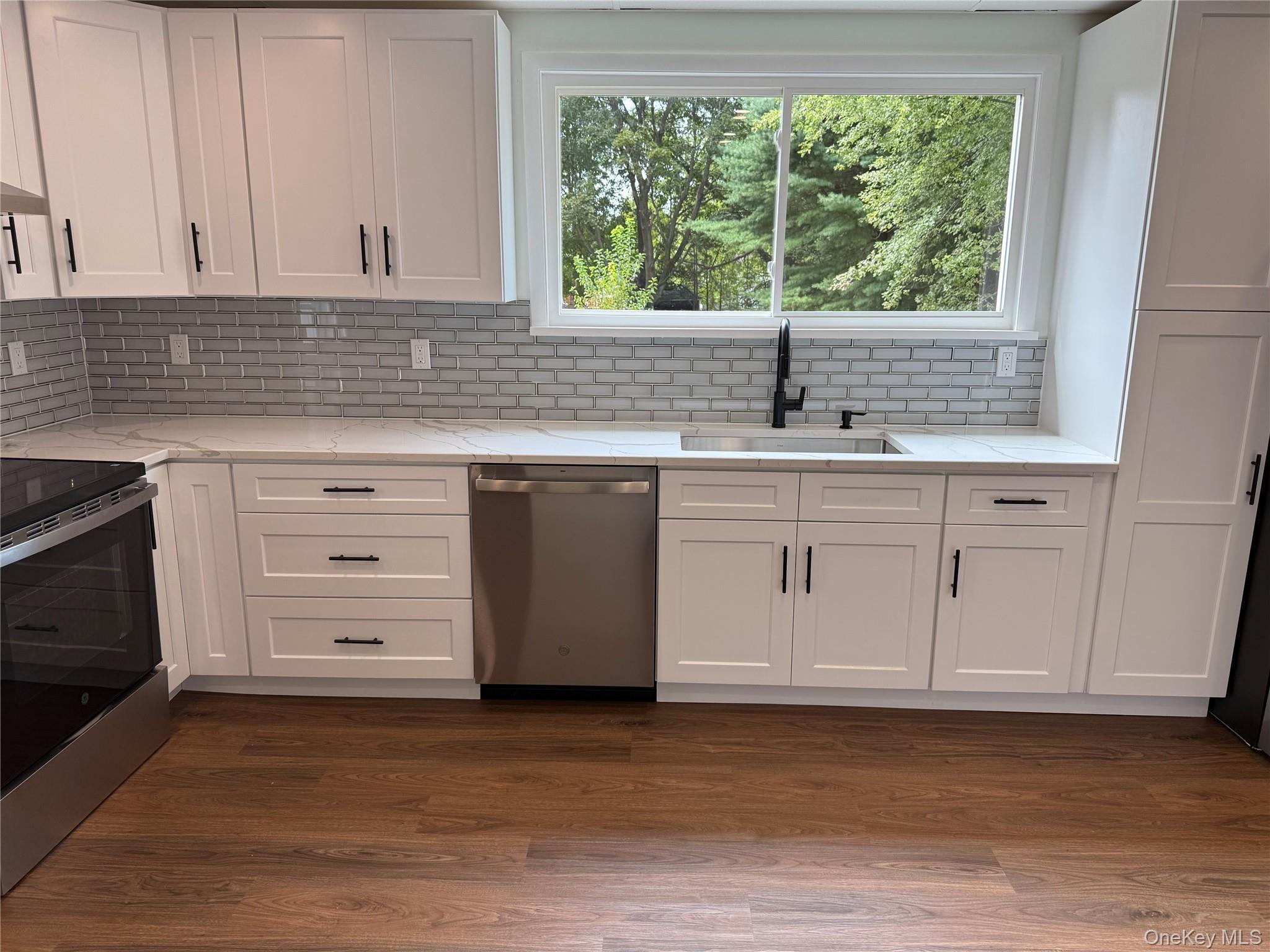 Single Family Shirley Dutchess County, NY 12524, MLS-911479-14