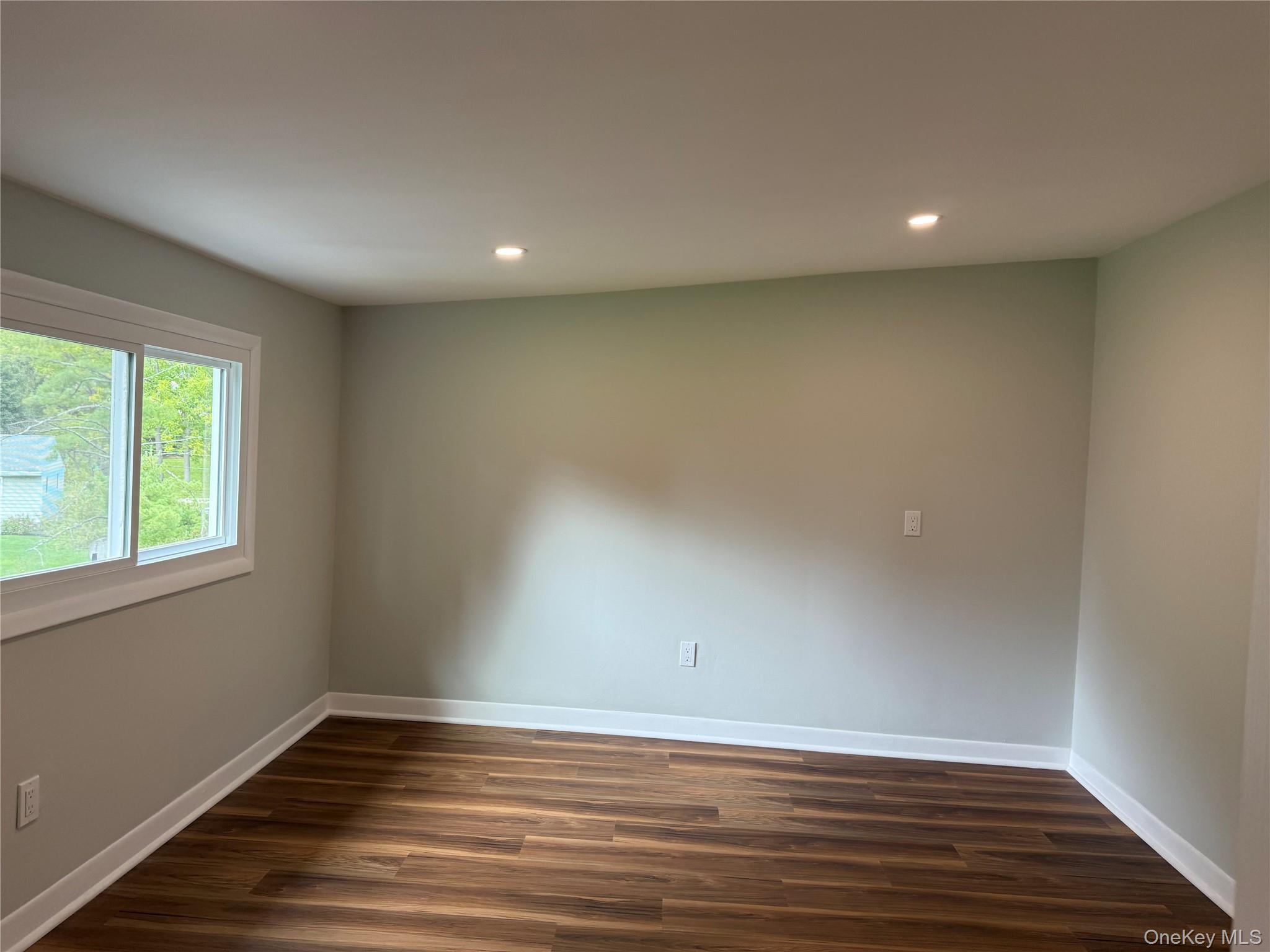 Single Family Shirley Dutchess County, NY 12524, MLS-911479-27