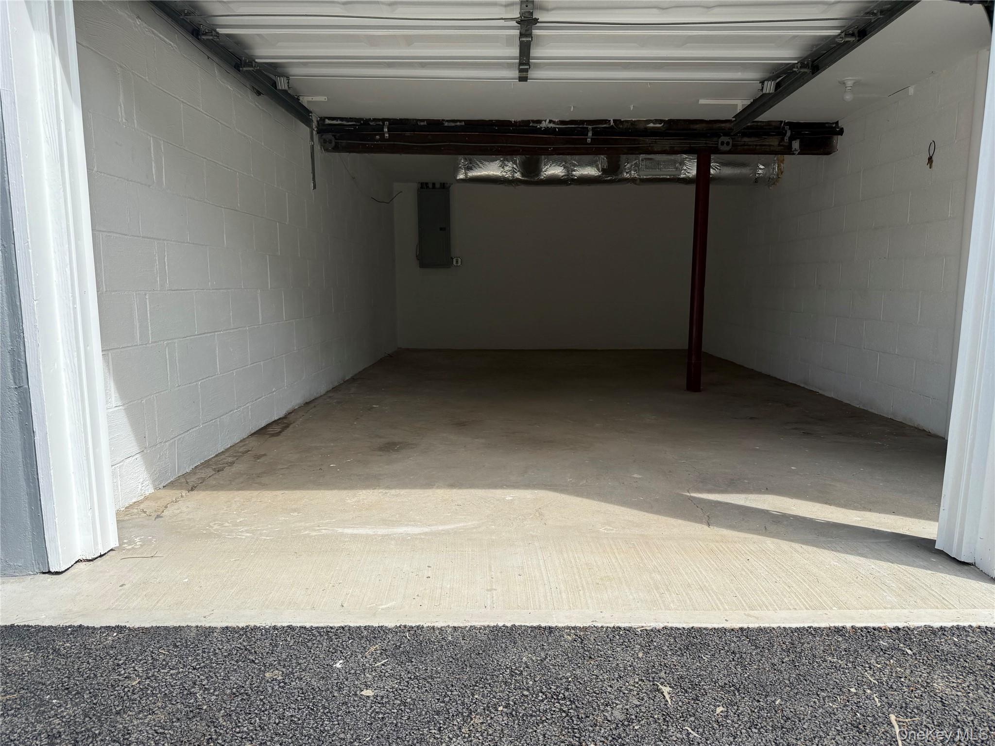 Single Family Shirley Dutchess County, NY 12524, MLS-911479-31