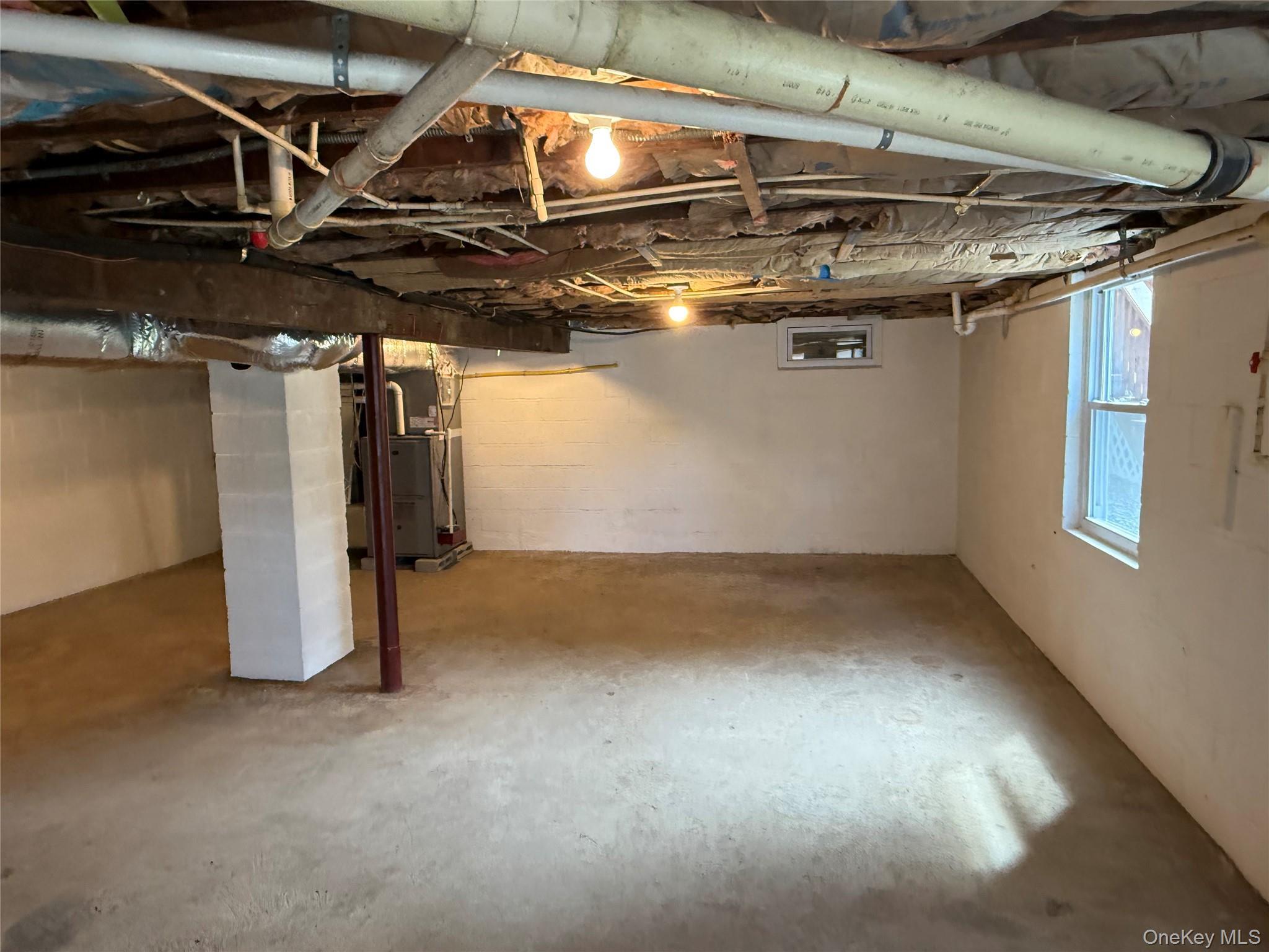 Single Family Shirley Dutchess County, NY 12524, MLS-911479-36