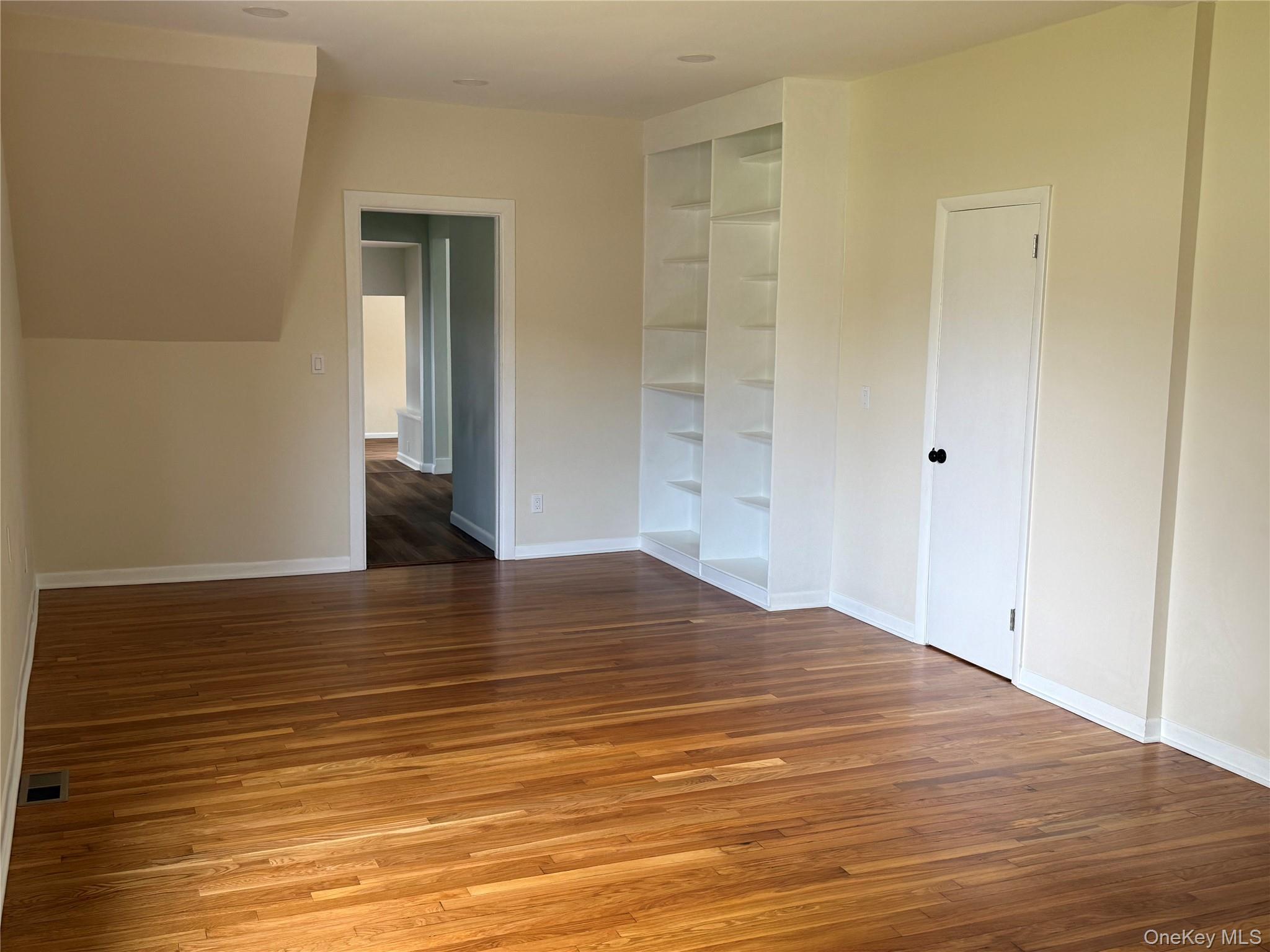 Single Family Shirley Dutchess County, NY 12524, MLS-911479-6