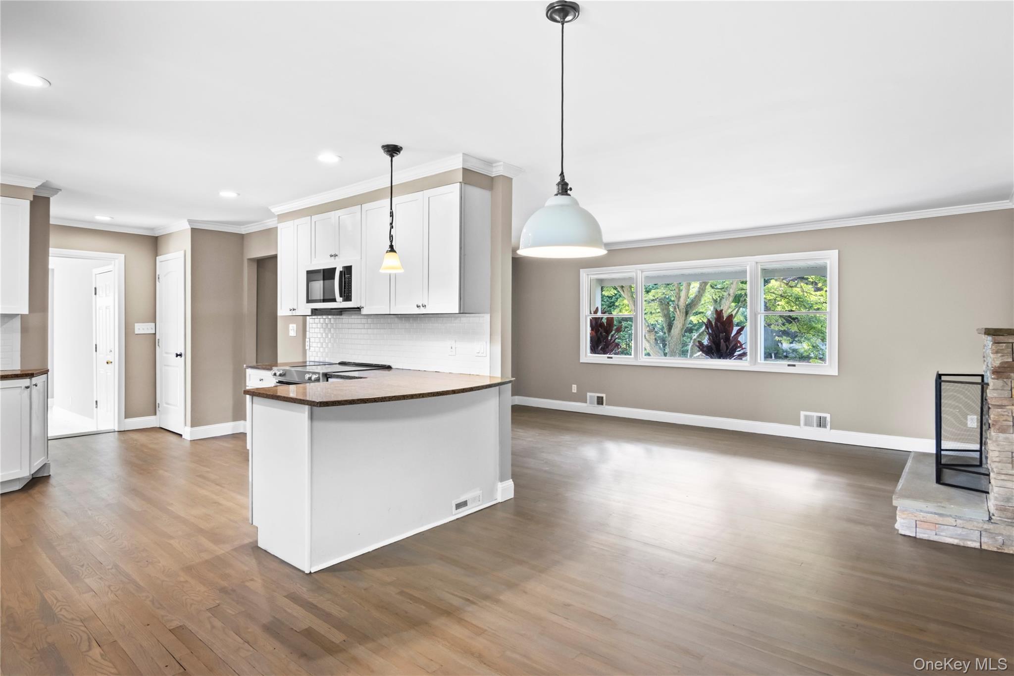 Single Family Puritan  Suffolk County, NY 11777, MLS-911487-8