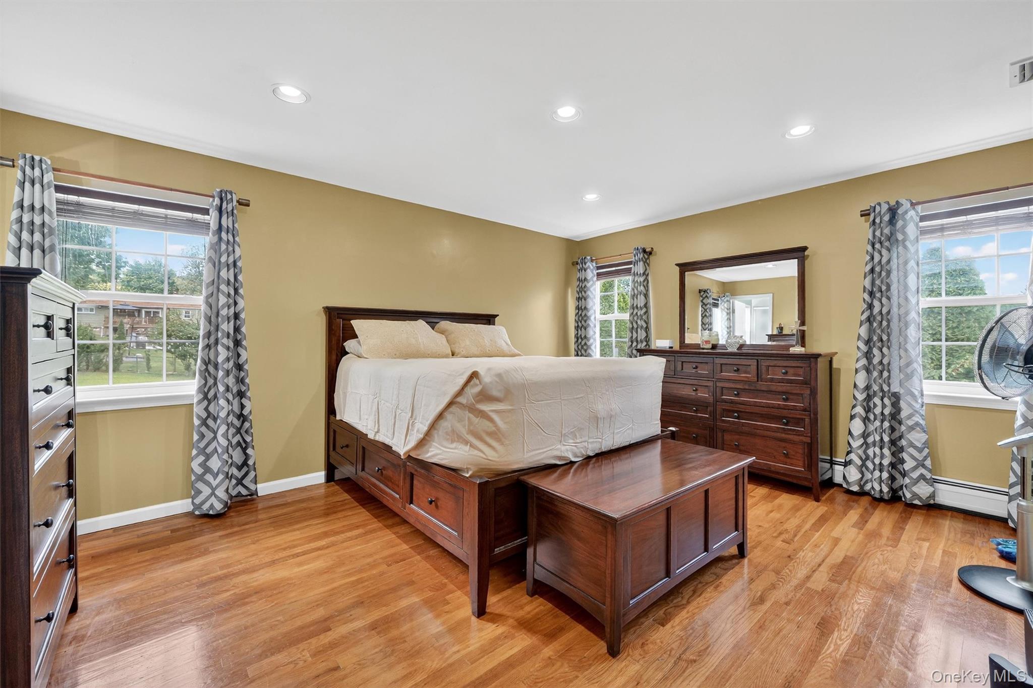 Single Family Cedar Rockland County, NY 10984, MLS-911490-15