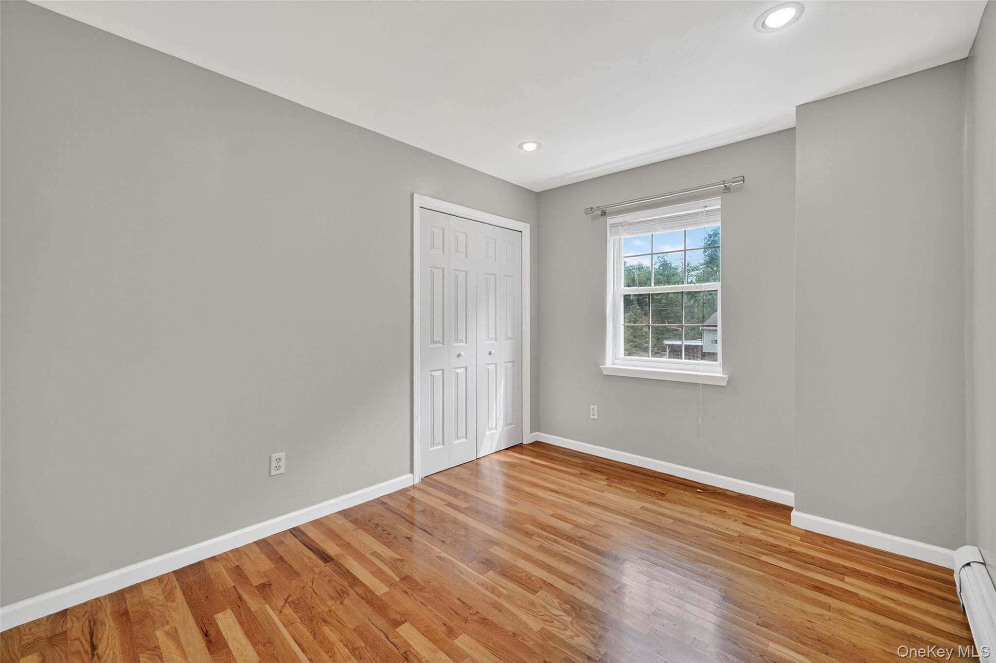 Single Family Cedar Rockland County, NY 10984, MLS-911490-21