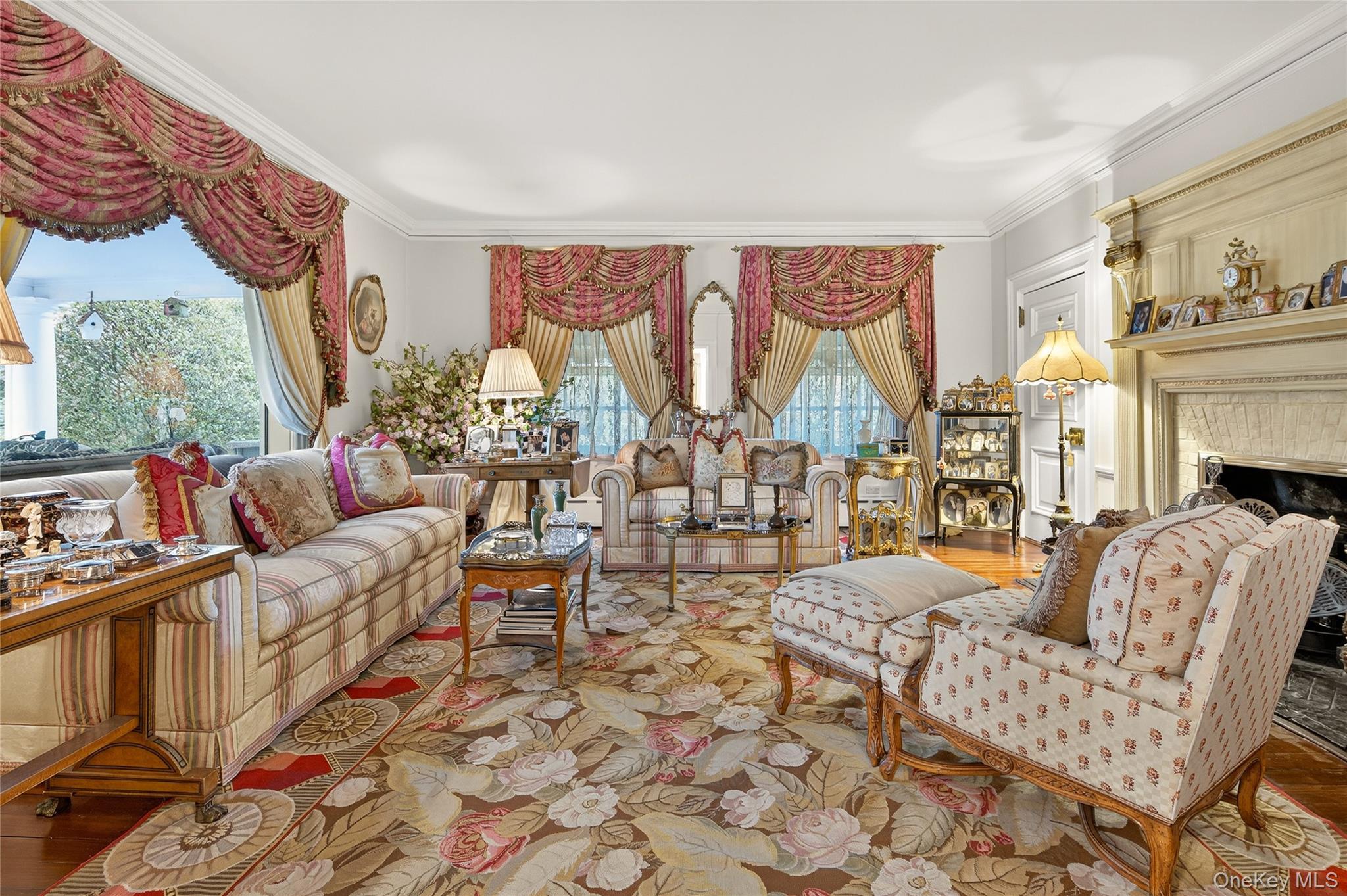 Single Family Clocktower Nassau County, NY 11568, MLS-911491-8