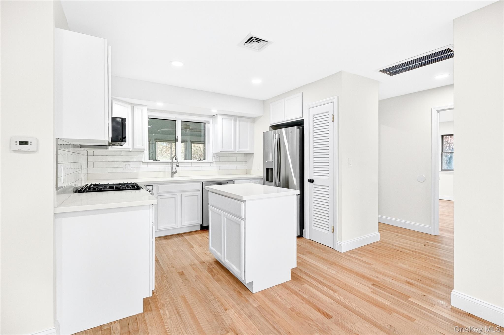 Single Family Tiorati Trail  Rockland County, NY 10980, MLS-911521-24