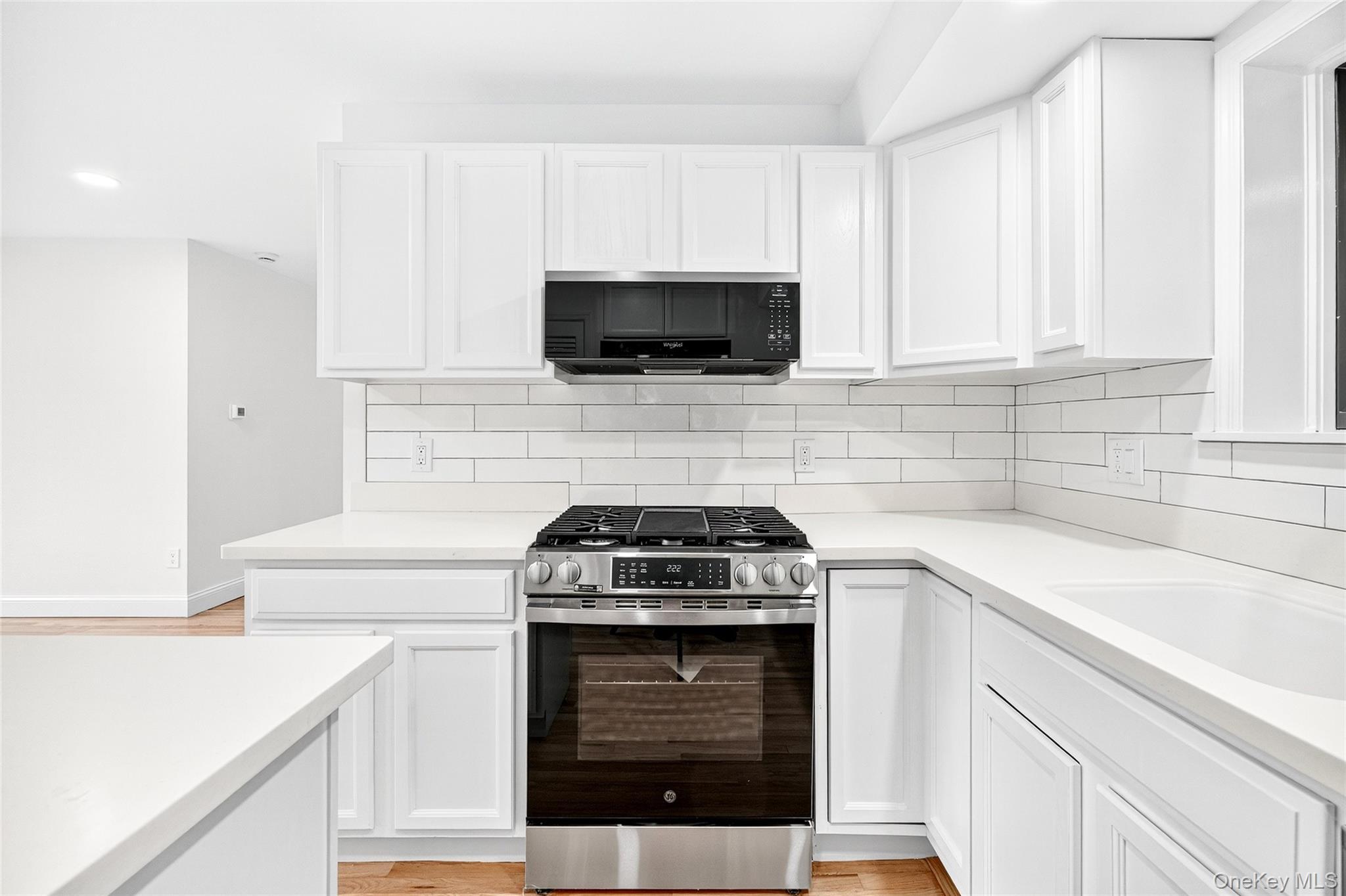 Single Family Tiorati Trail  Rockland County, NY 10980, MLS-911521-26