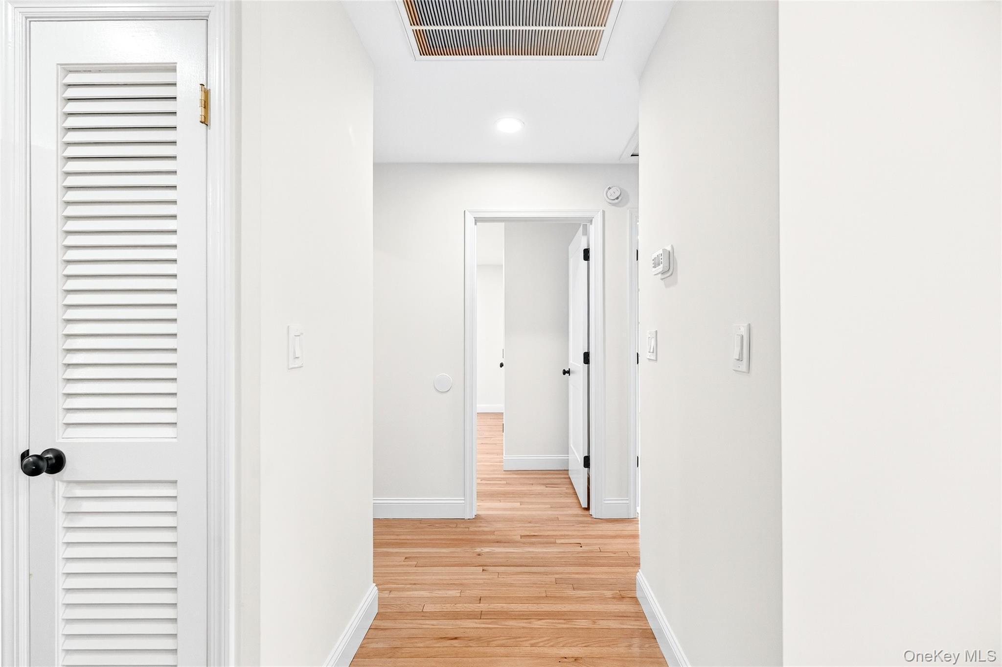 Single Family Tiorati Trail  Rockland County, NY 10980, MLS-911521-28