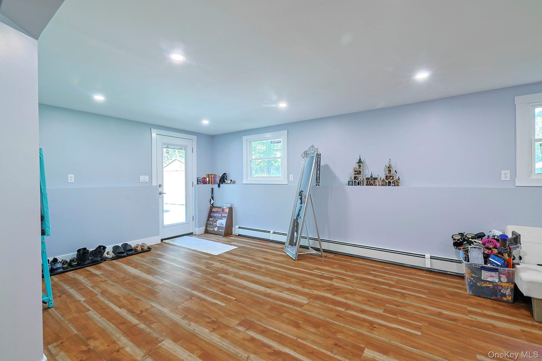 Single Family Winterton Sullivan County, NY 12721, MLS-911524-22