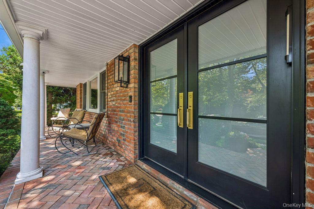 Single Family Dartmouth Nassau County, NY 11598, MLS-911555-3