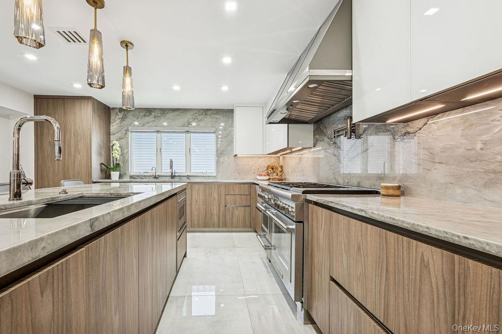 Single Family Dartmouth Nassau County, NY 11598, MLS-911555-8