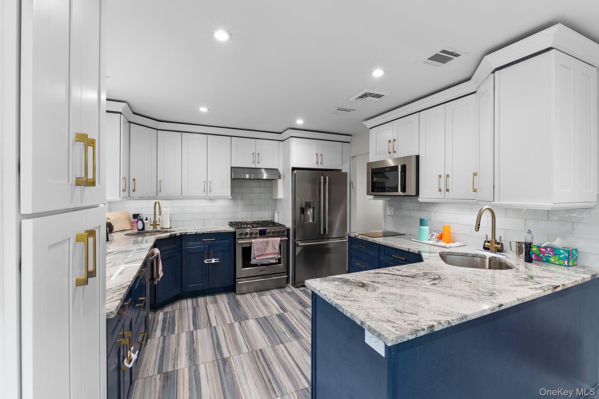 Single Family Phillips  Rockland County, NY 10901, MLS-911558-11