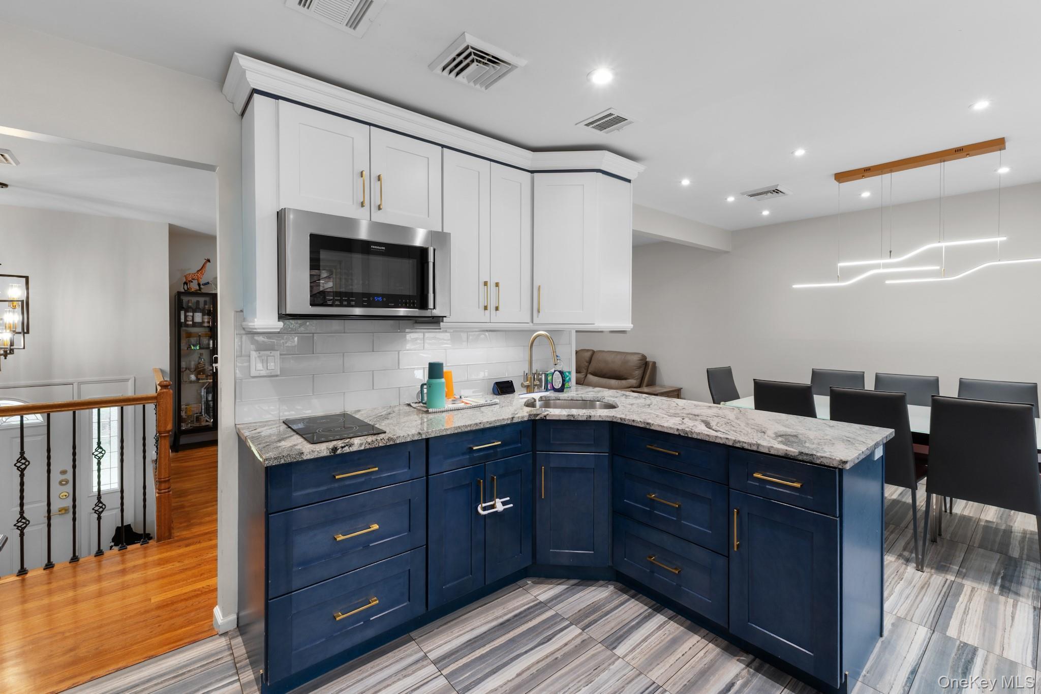 Single Family Phillips  Rockland County, NY 10901, MLS-911558-12